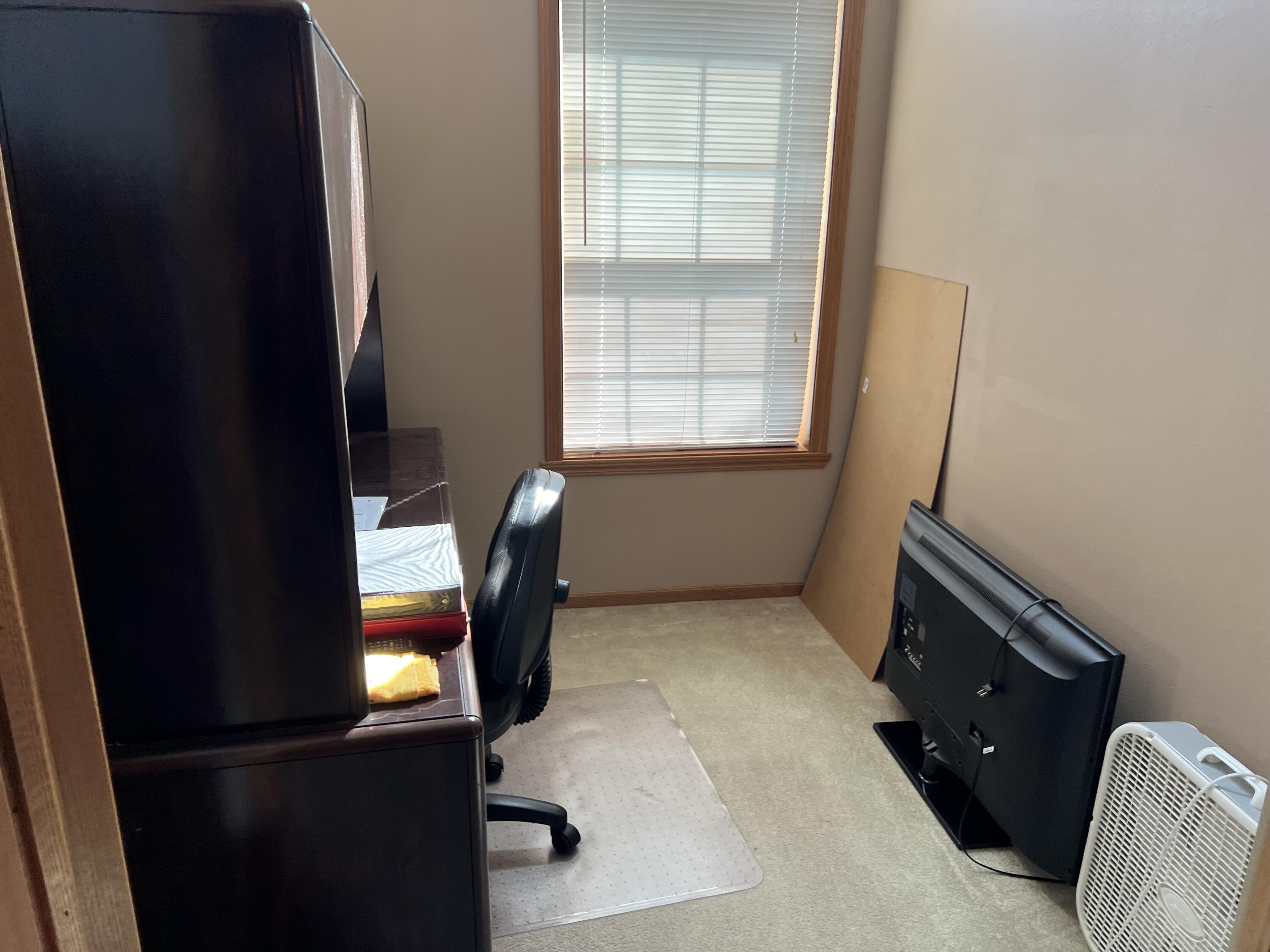 210 W Oak Leaf Dr Unit: 8
