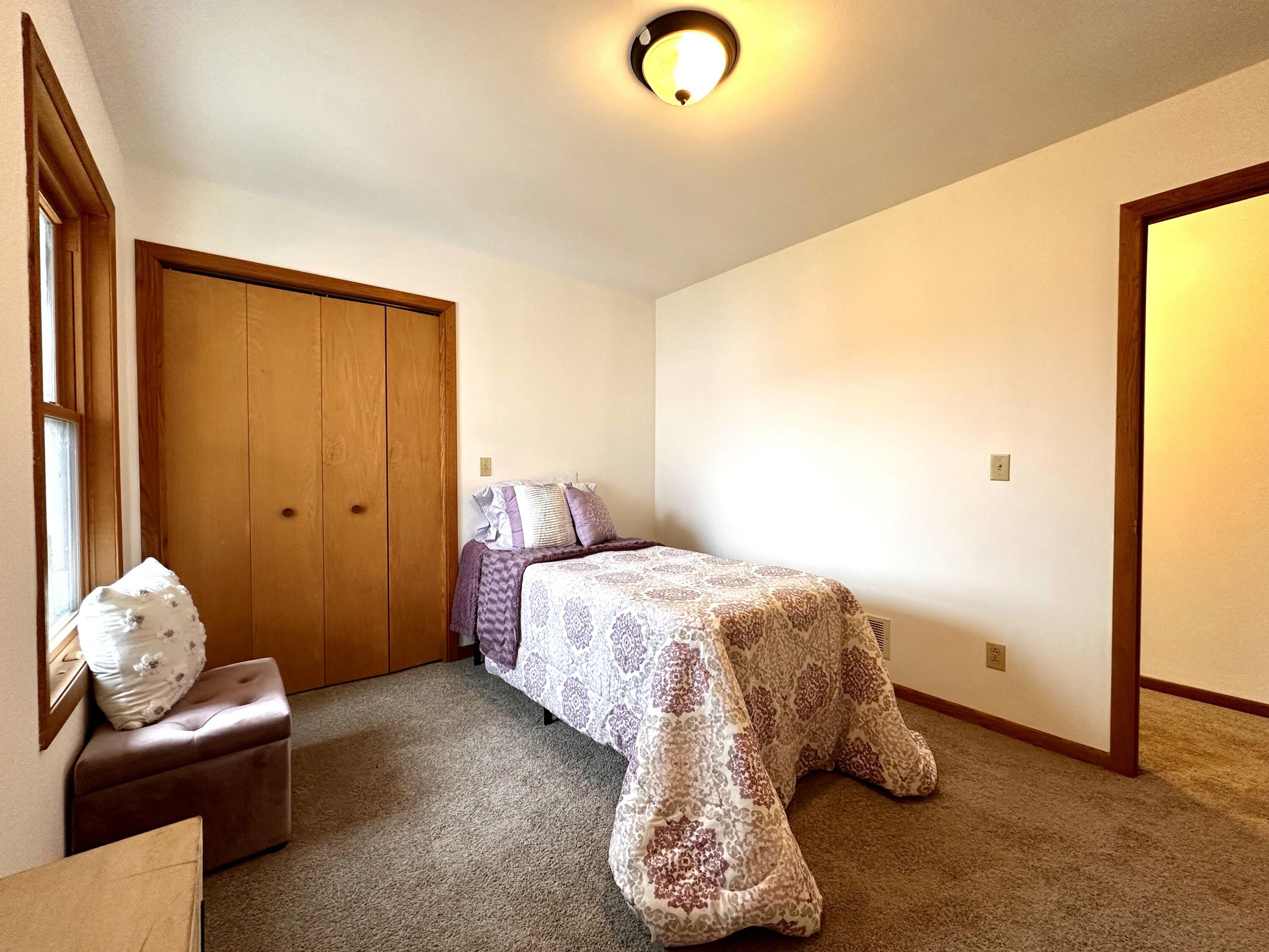 2523 Catherine Dr