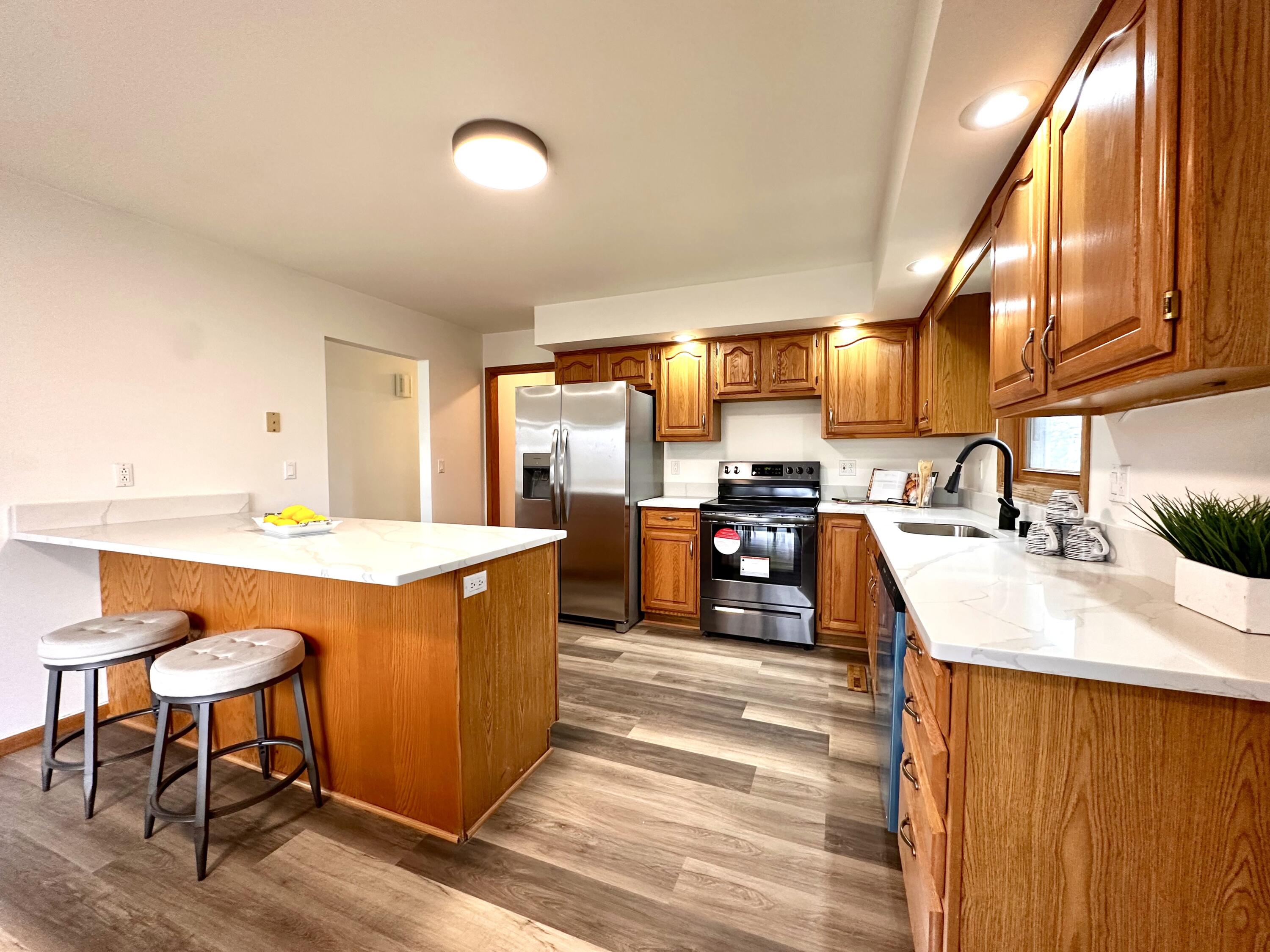 2523 Catherine Dr