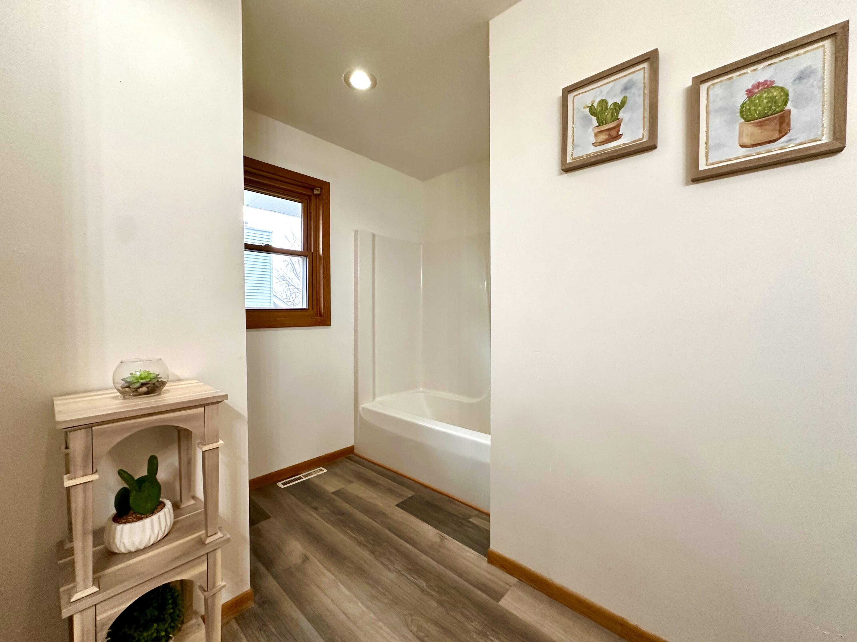 2523 Catherine Dr