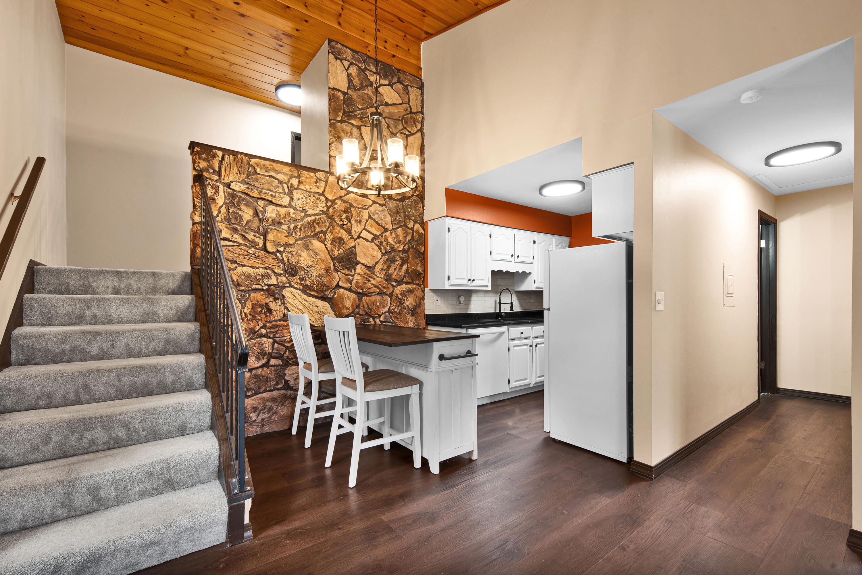 8560 W Waterford Ave Unit: 7