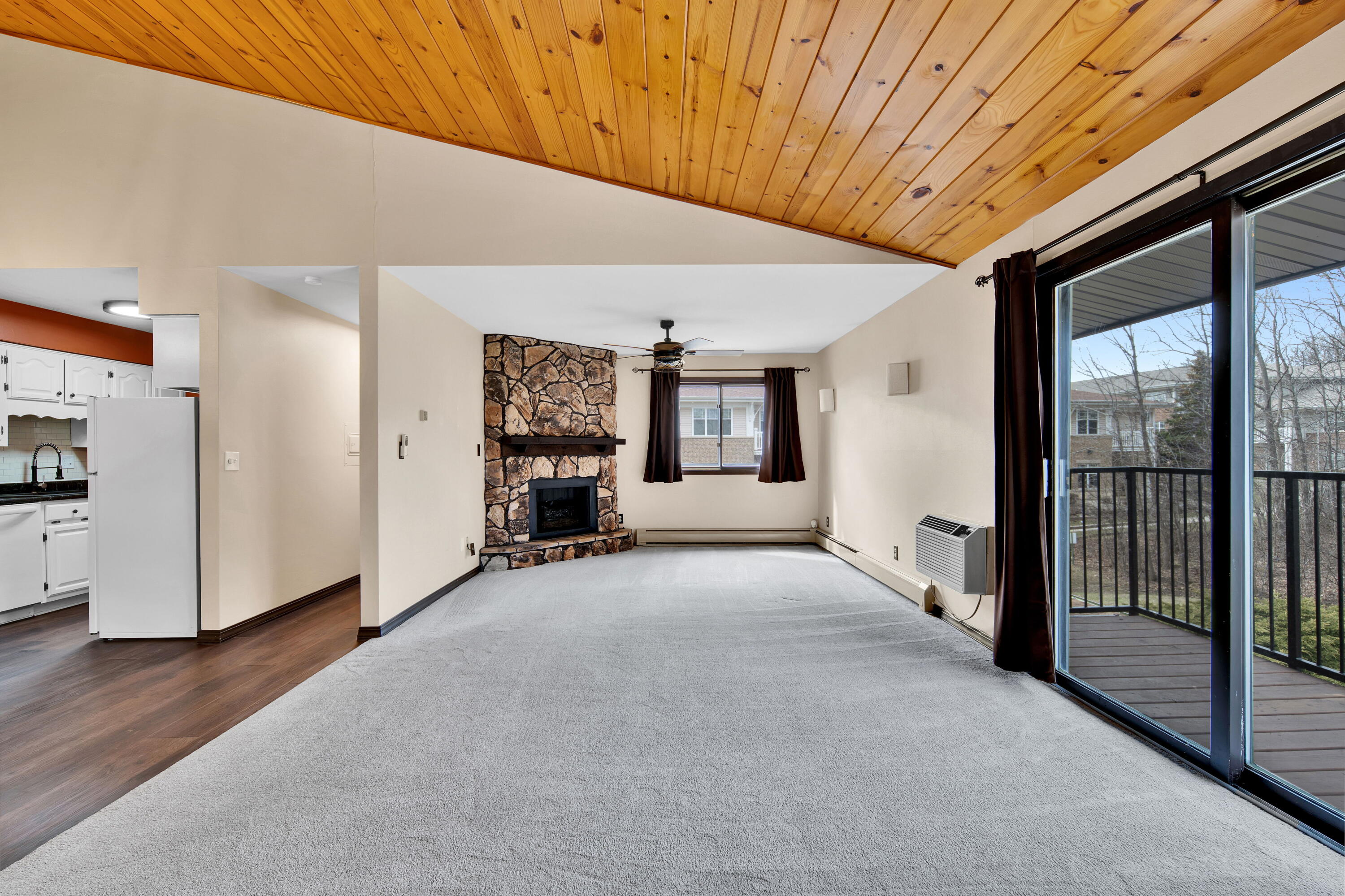 8560 W Waterford Ave Unit: 7
