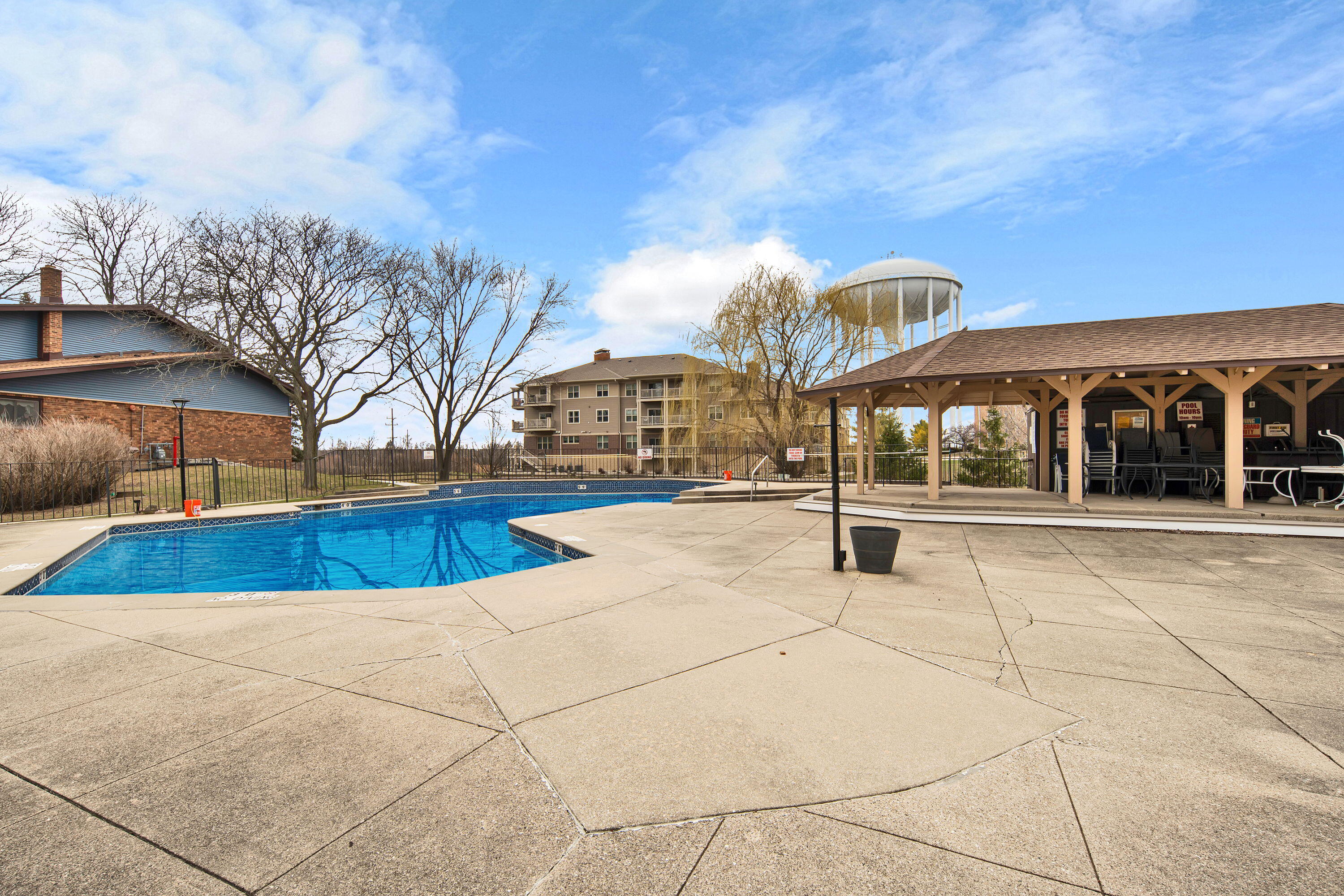 8560 W Waterford Ave Unit: 7
