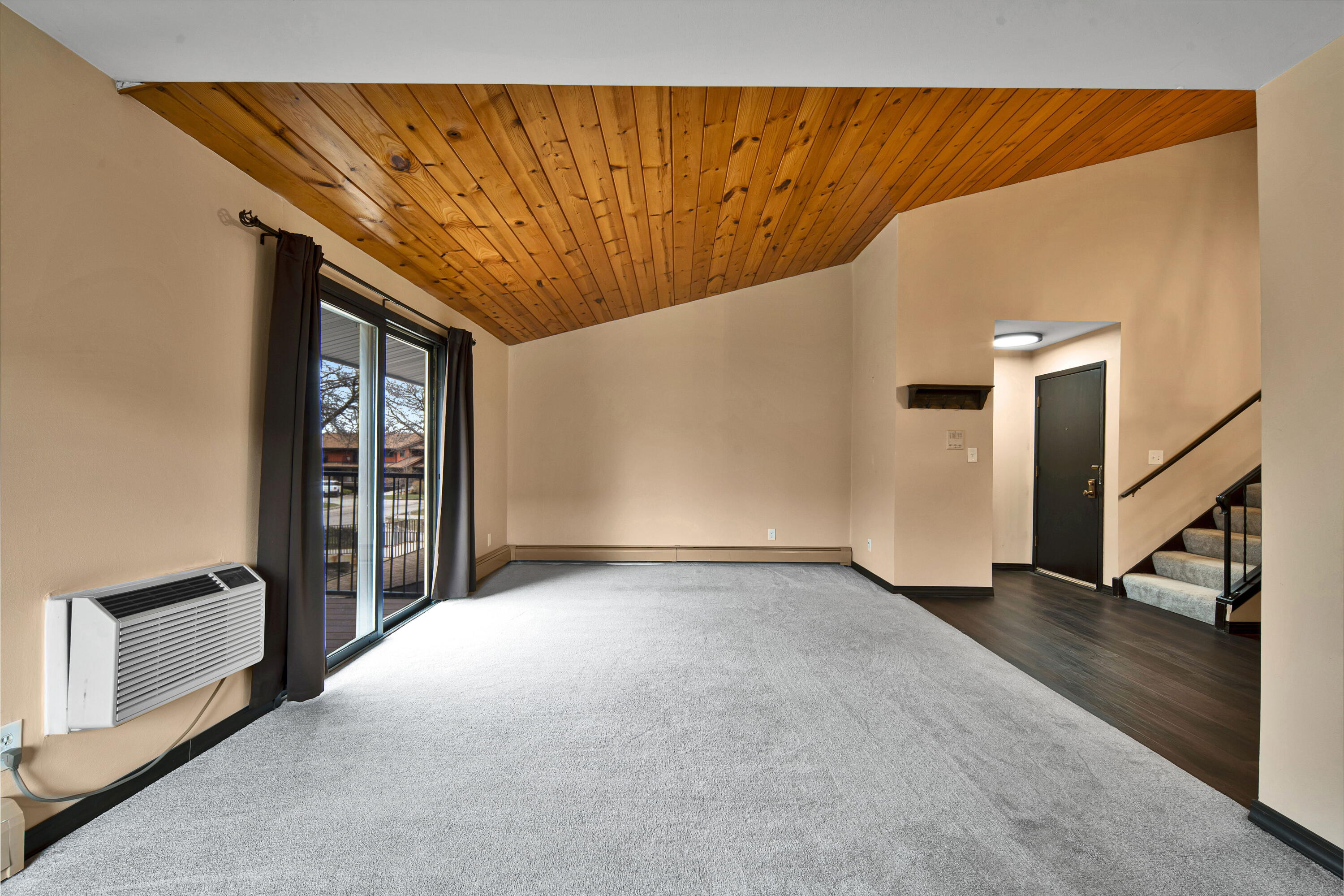 8560 W Waterford Ave Unit: 7