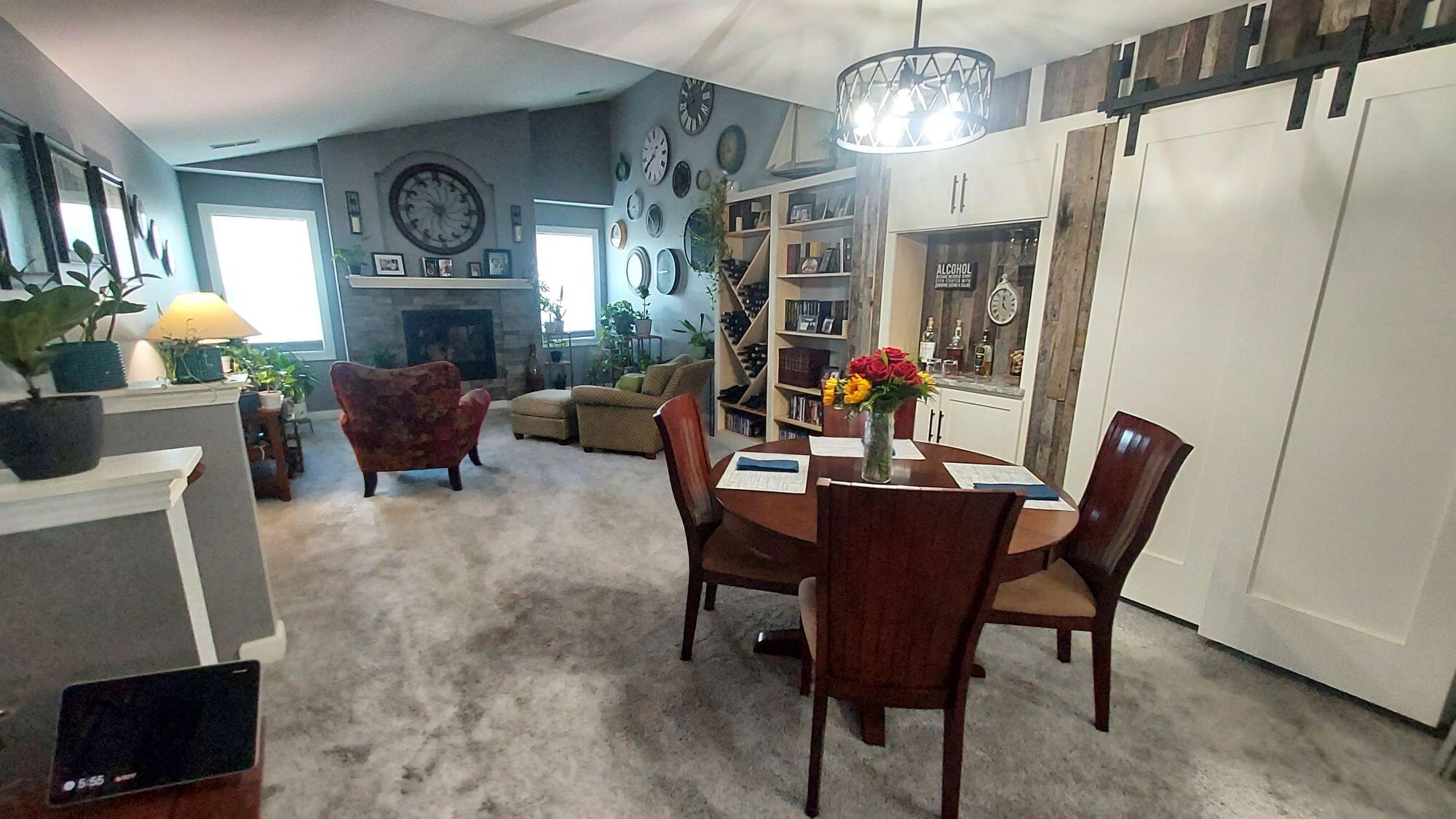 2672 Hidden Dr