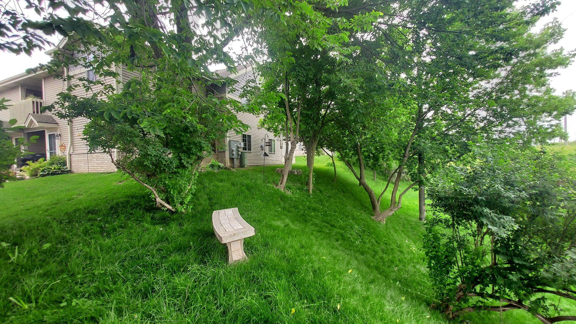 2672 Hidden Dr