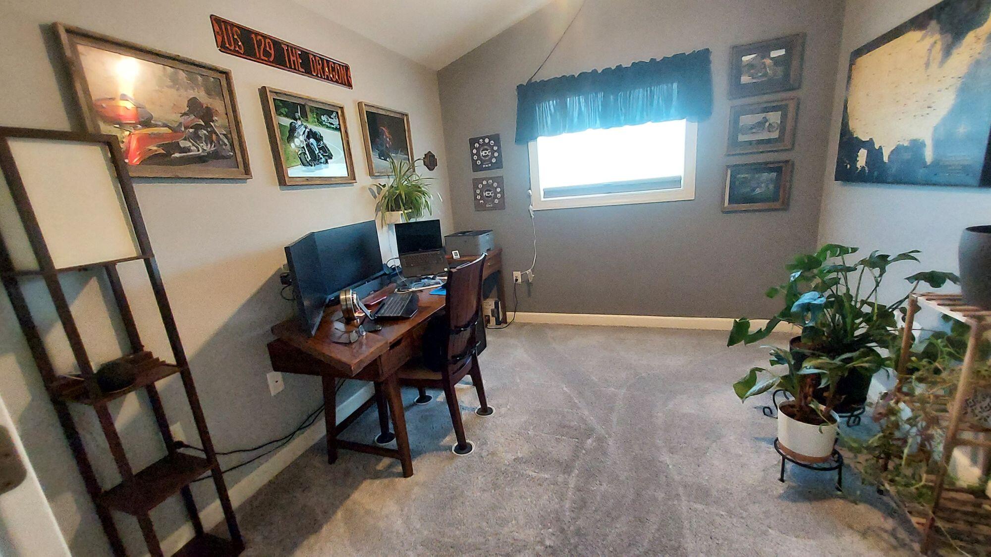 2672 Hidden Dr