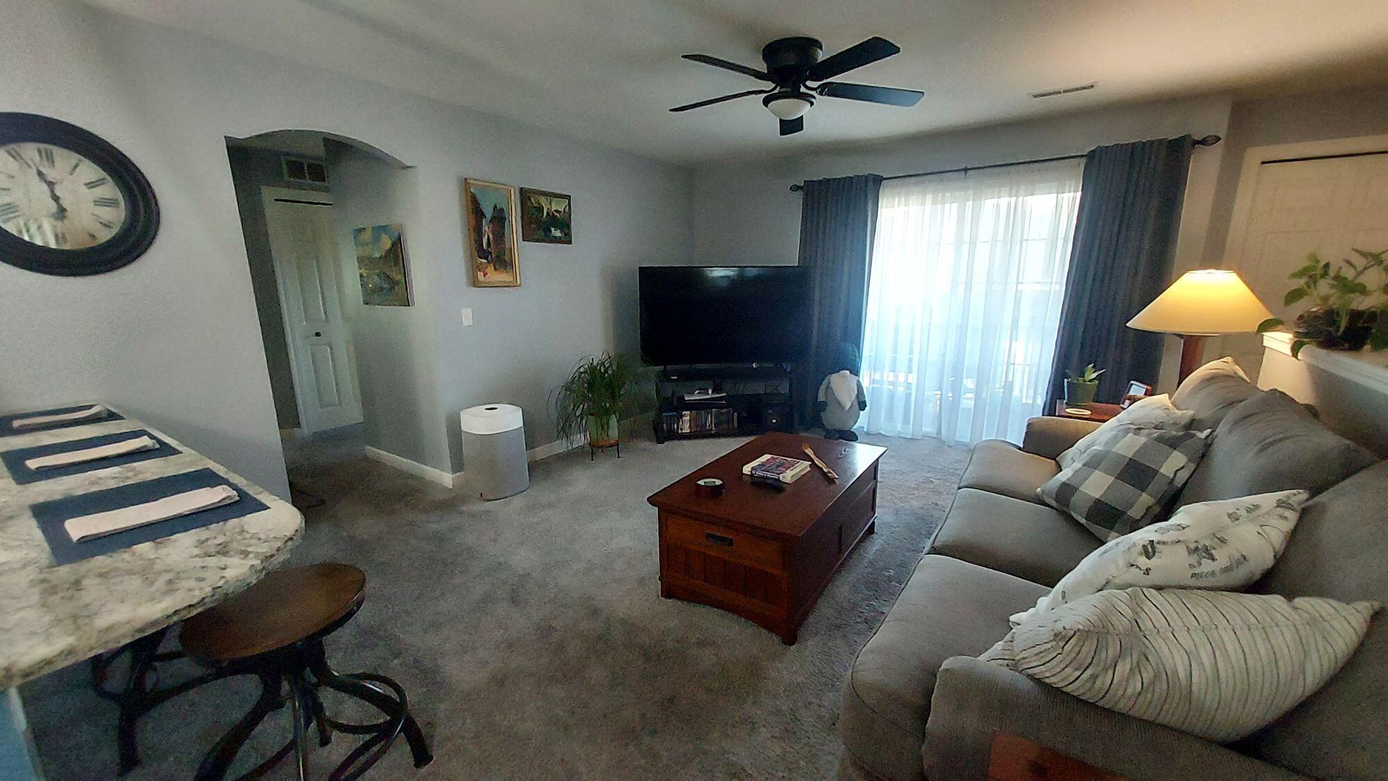 2672 Hidden Dr