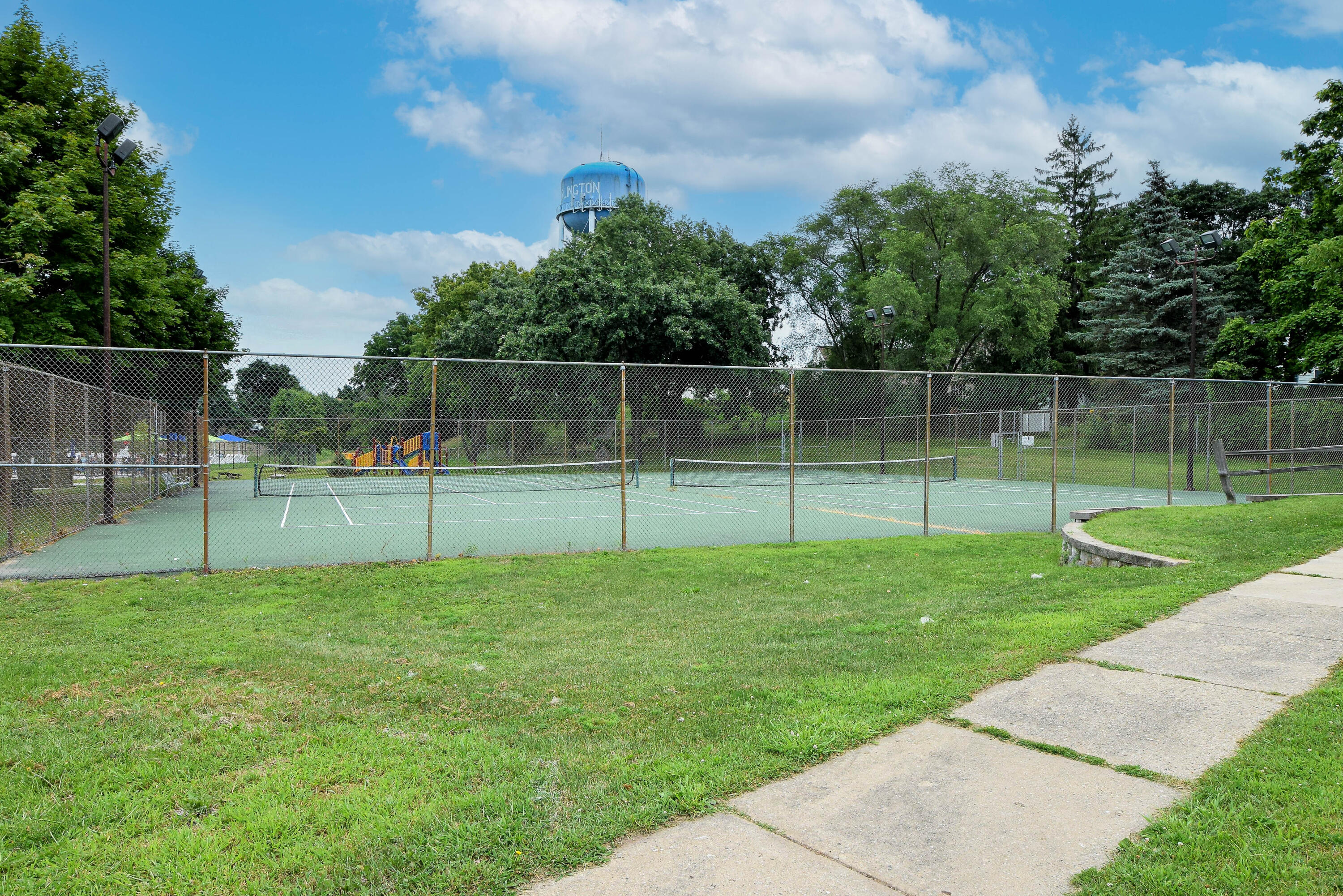 208 W Jefferson St Unit: 210