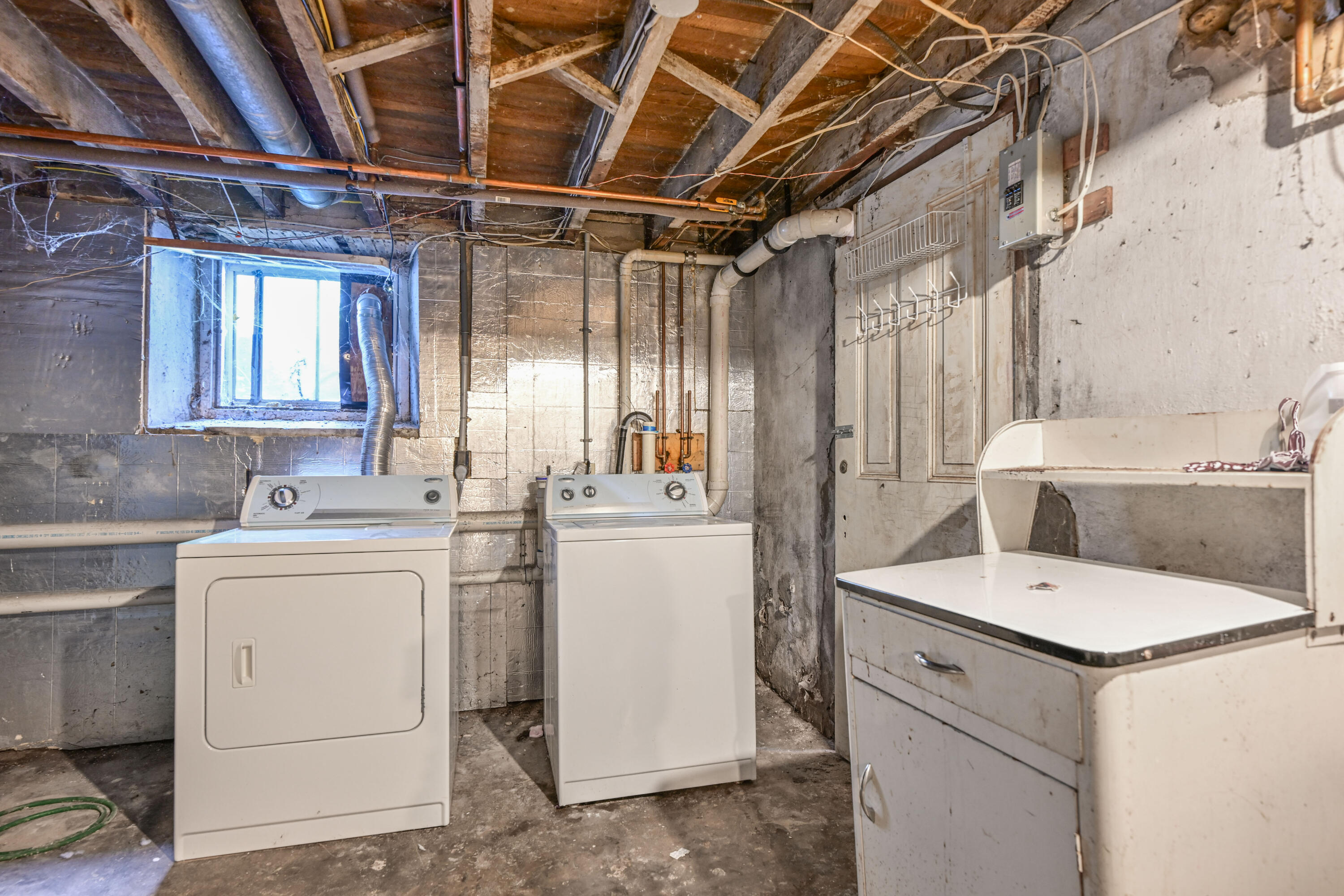 208 W Jefferson St Unit: 210
