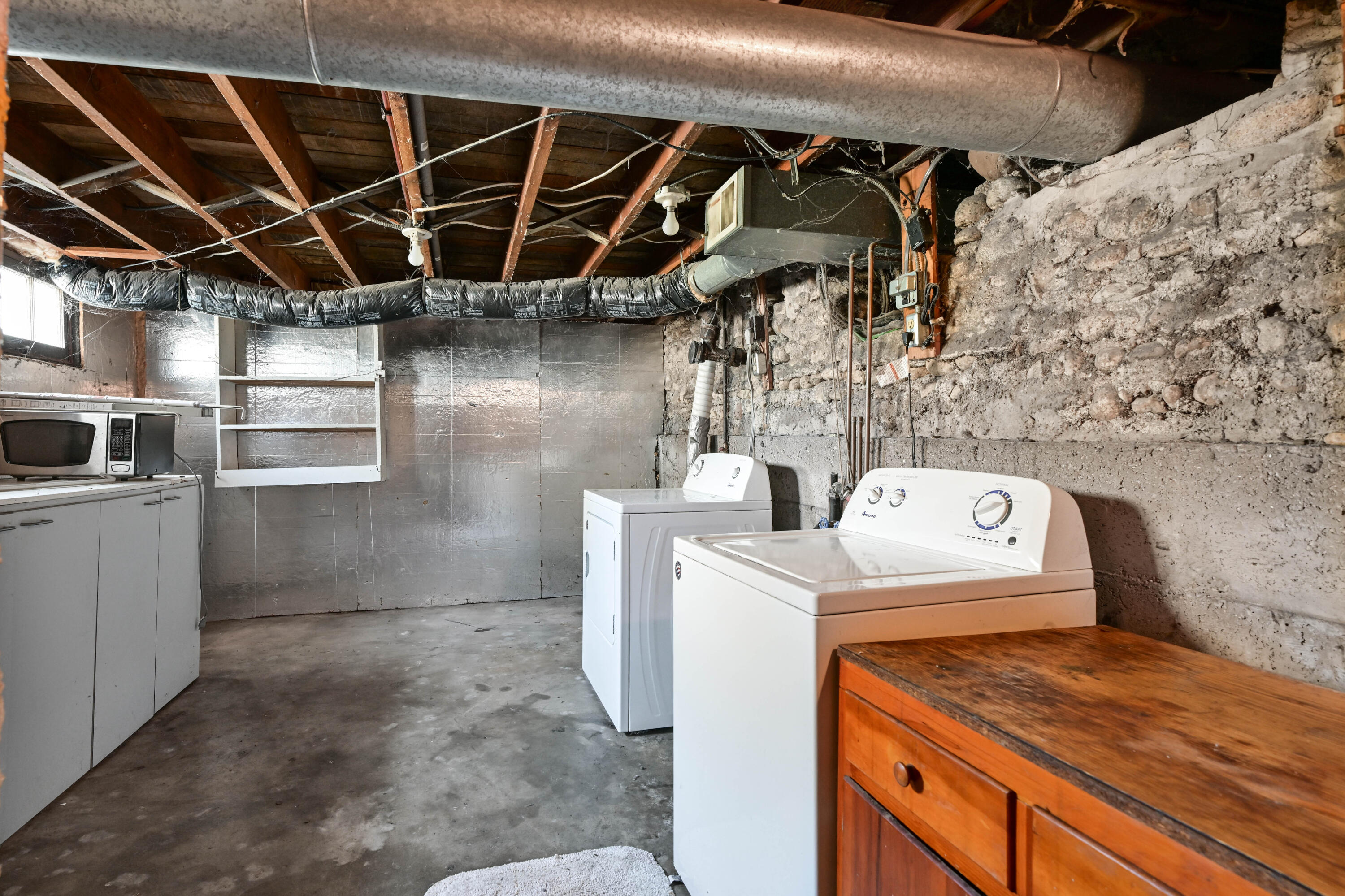 208 W Jefferson St Unit: 210