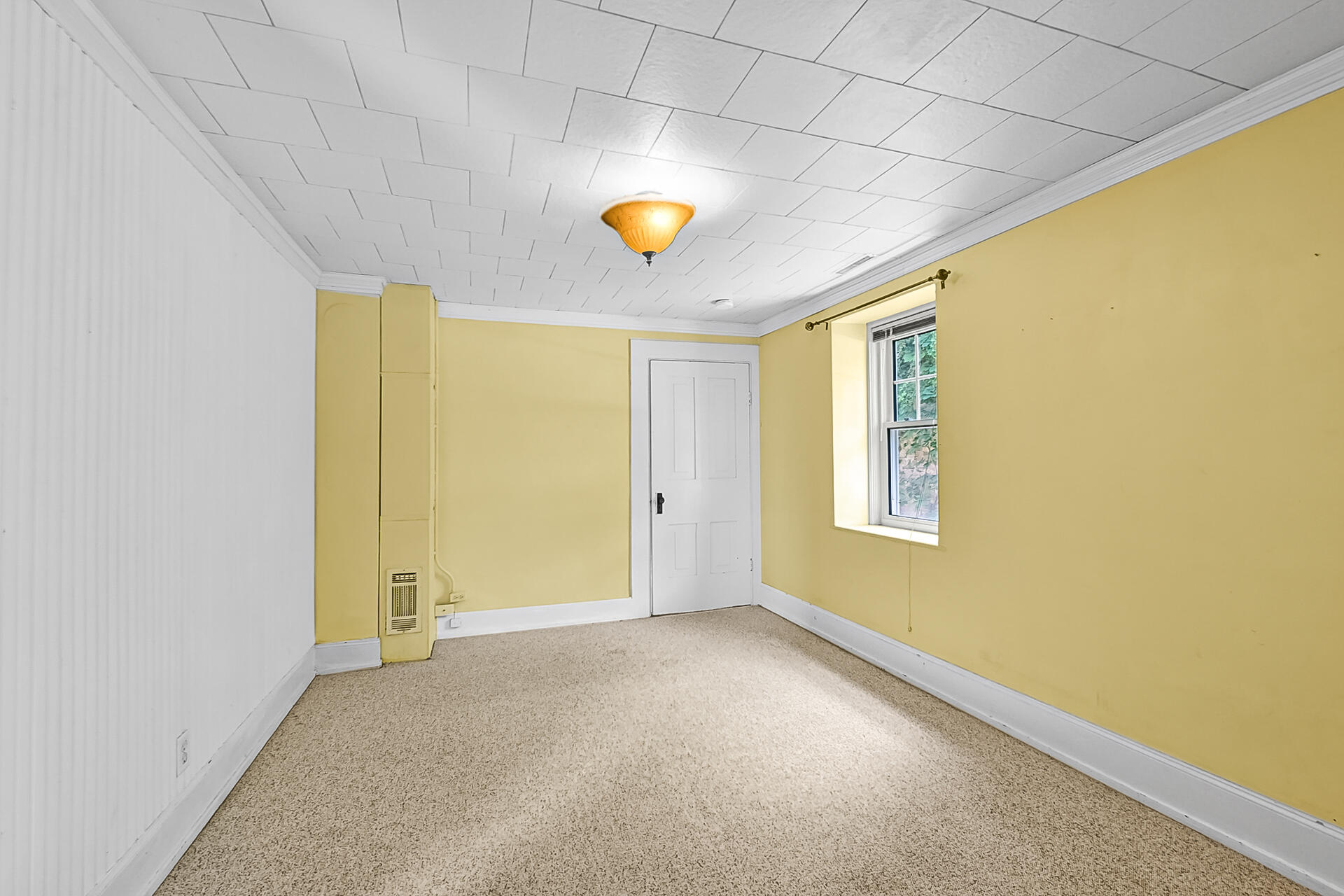 208 W Jefferson St Unit: 210