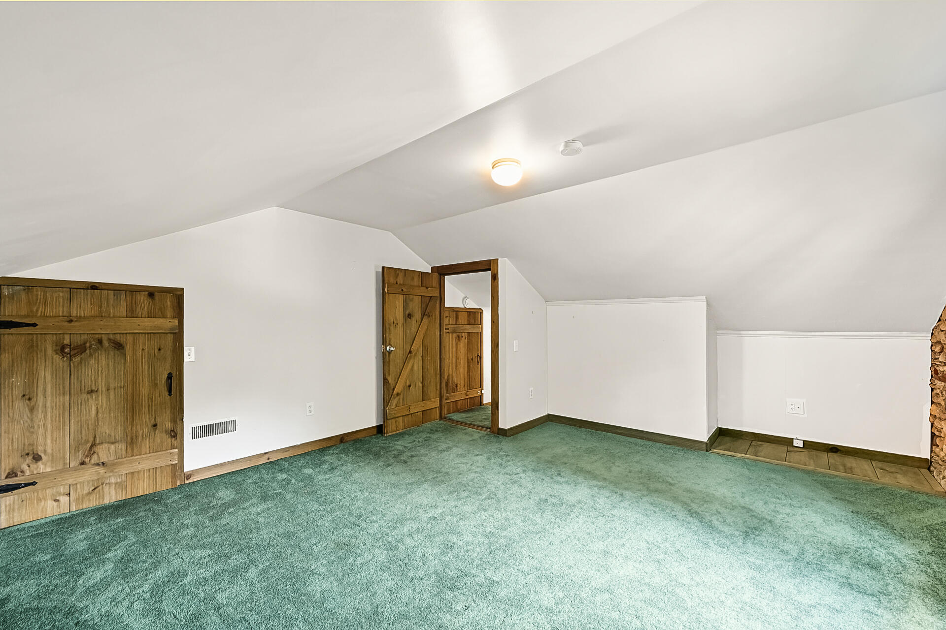 208 W Jefferson St Unit: 210