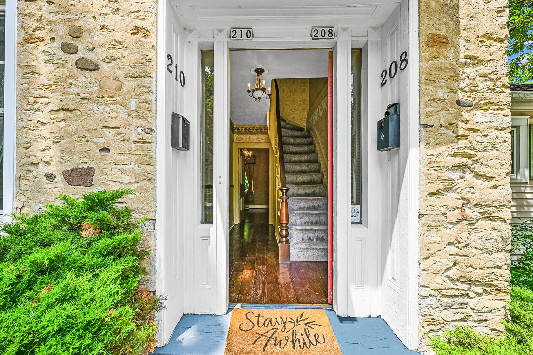 208 W Jefferson St Unit: 210