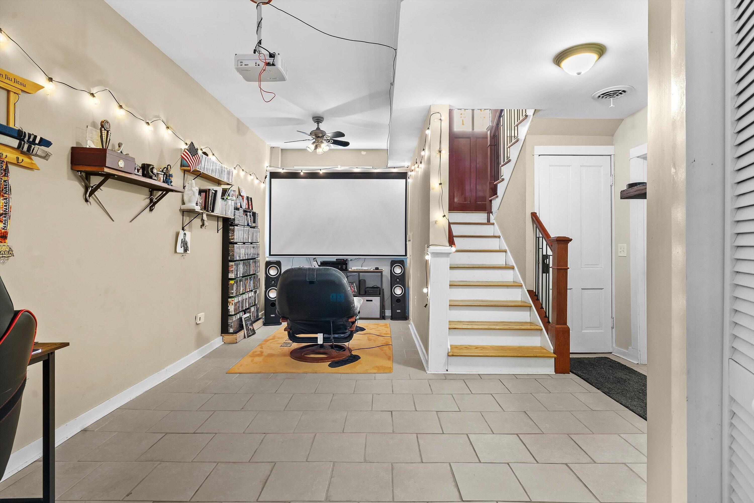 29944 Greenleaf Dr