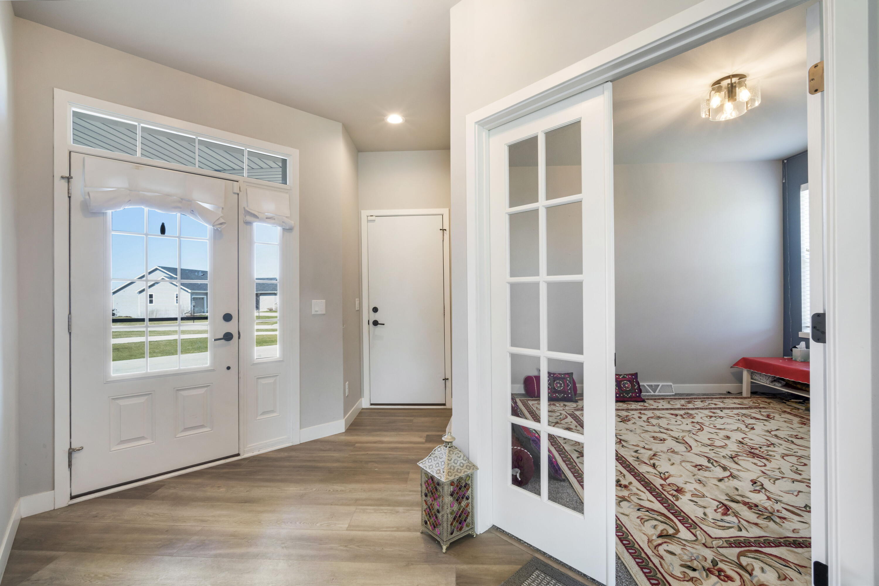 W148N10450 Blackbird Pt