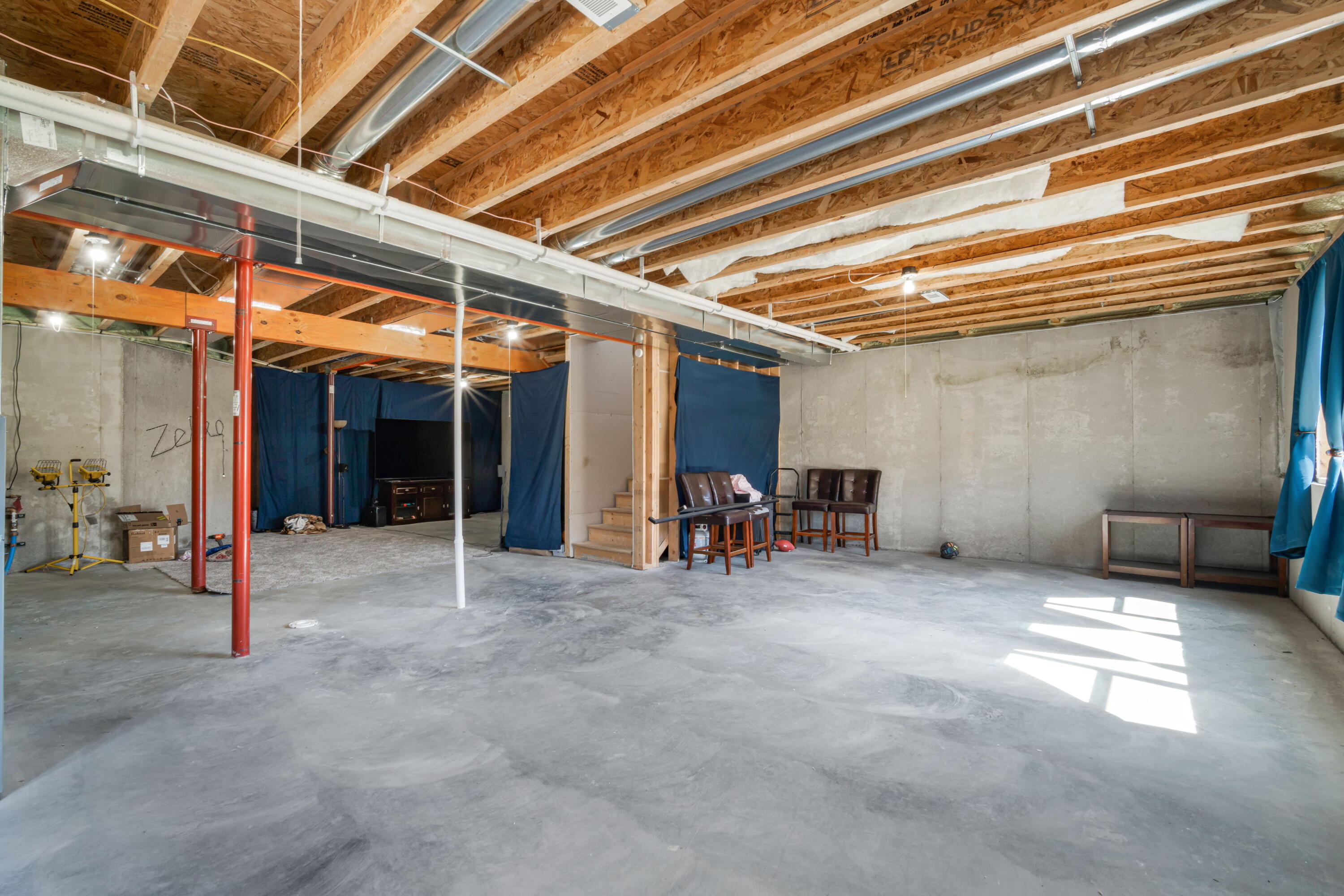 W148N10450 Blackbird Pt