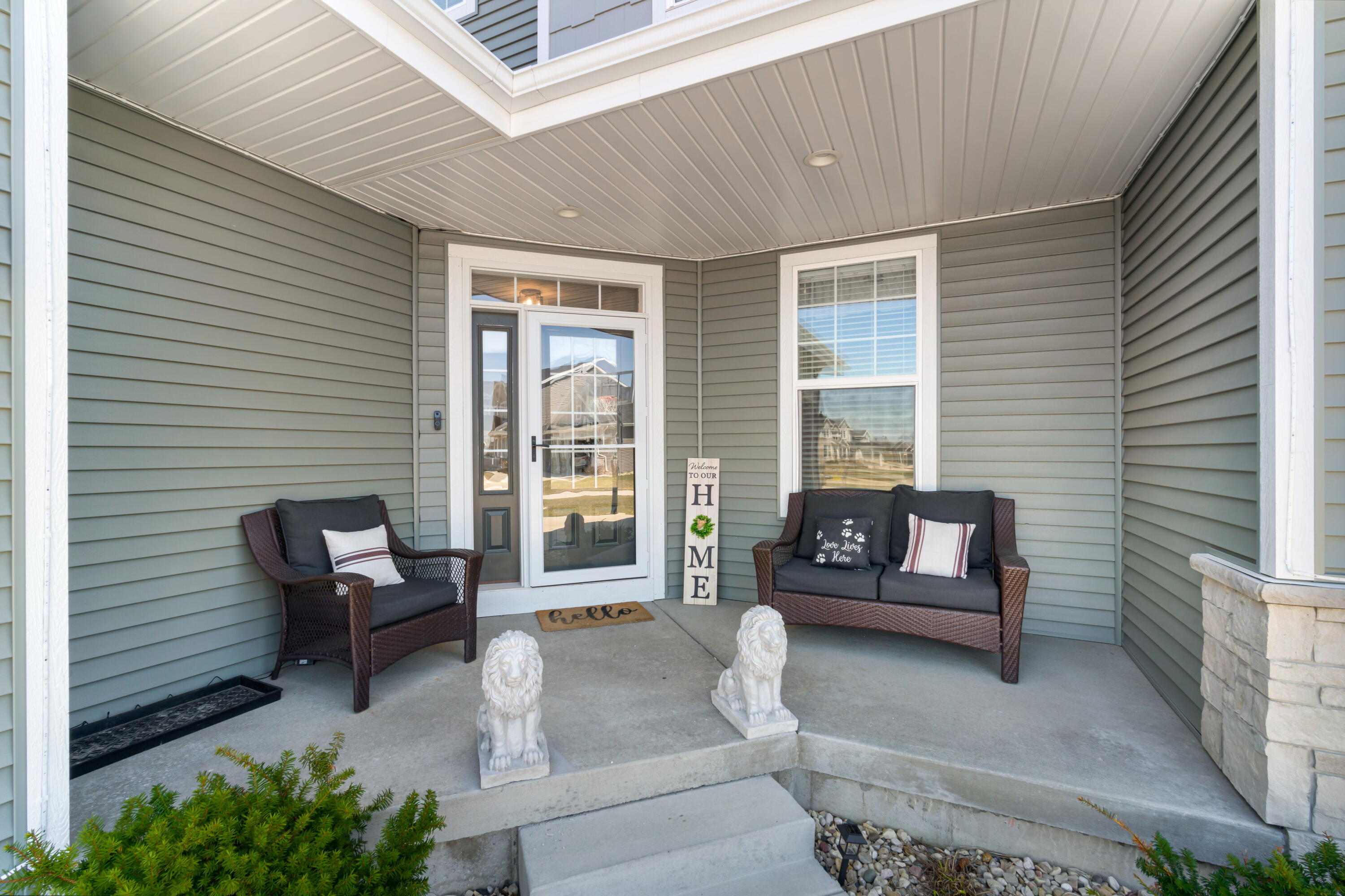 W148N10450 Blackbird Pt