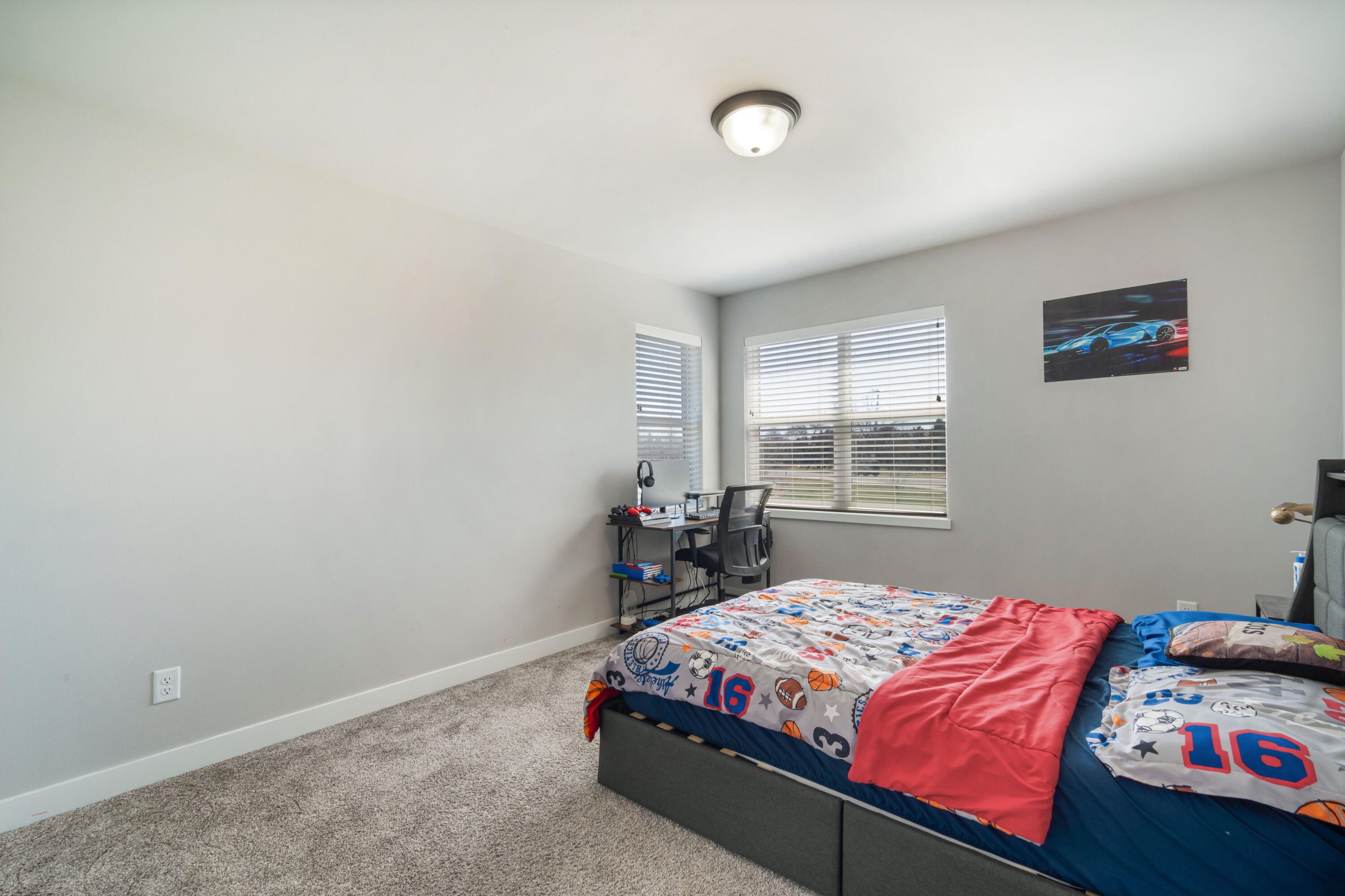 W148N10450 Blackbird Pt