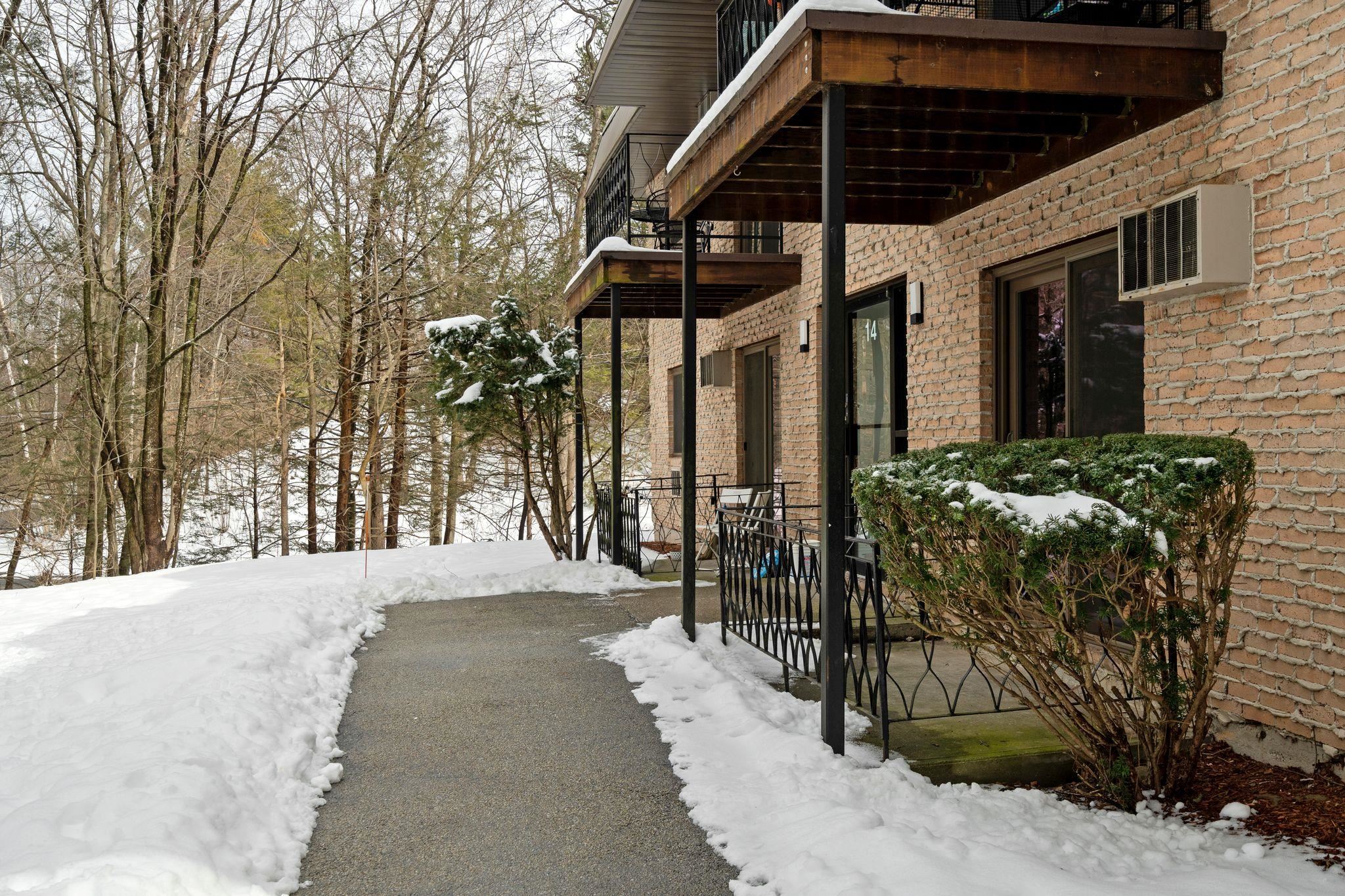 14 Strawberry Bank Road Unit: 11