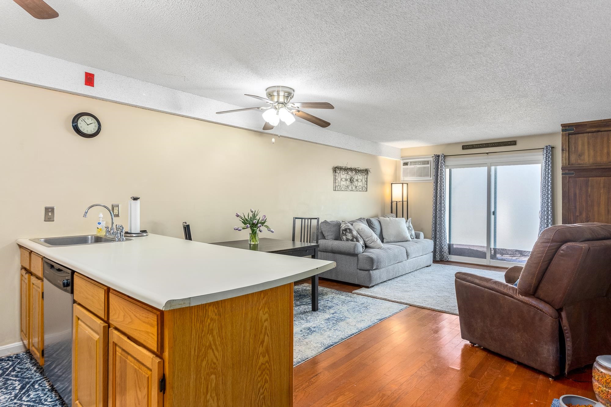 120 Fisherville Road Unit: 103