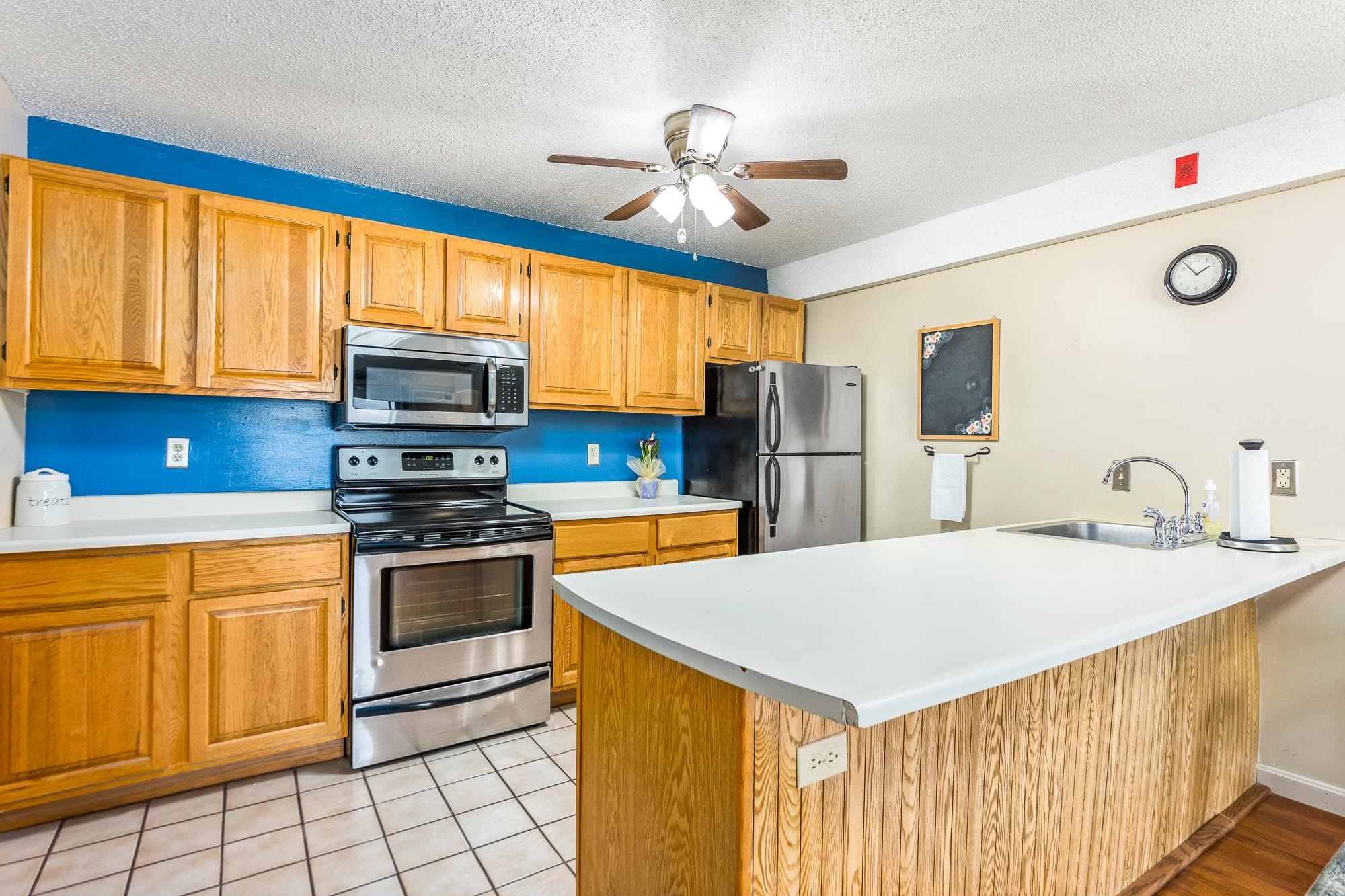 120 Fisherville Road Unit: 103