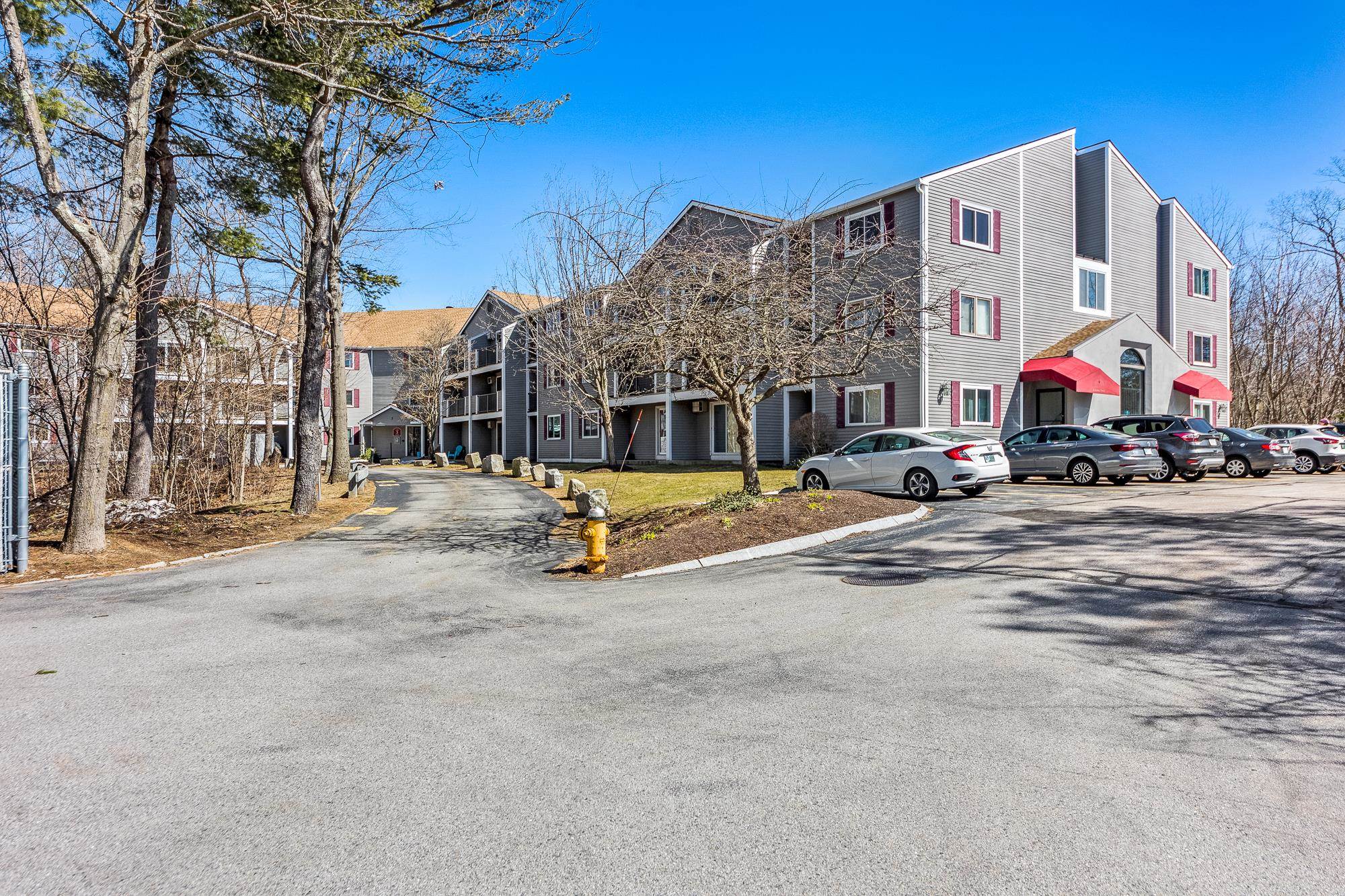 120 Fisherville Road Unit: 103