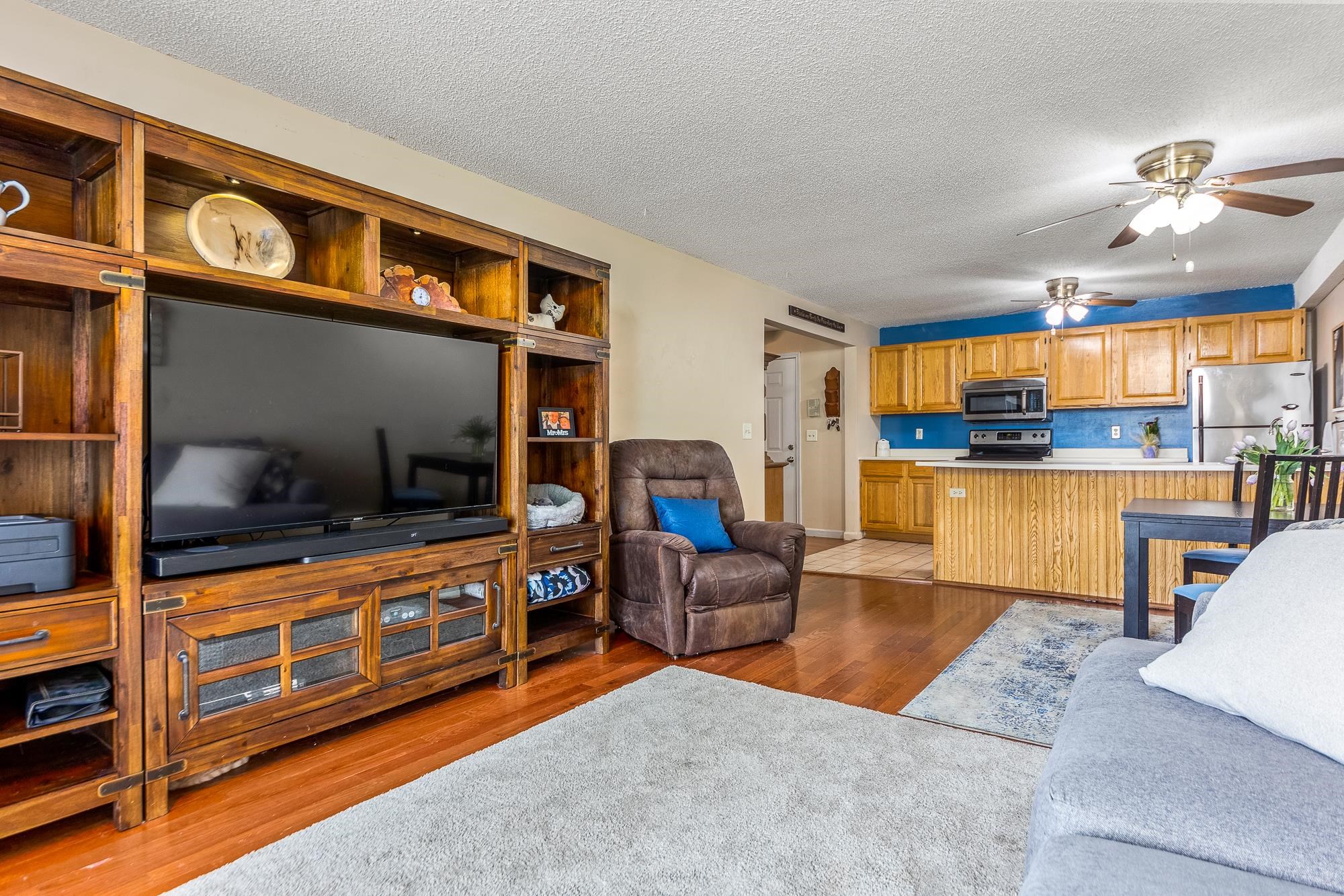 120 Fisherville Road Unit: 103