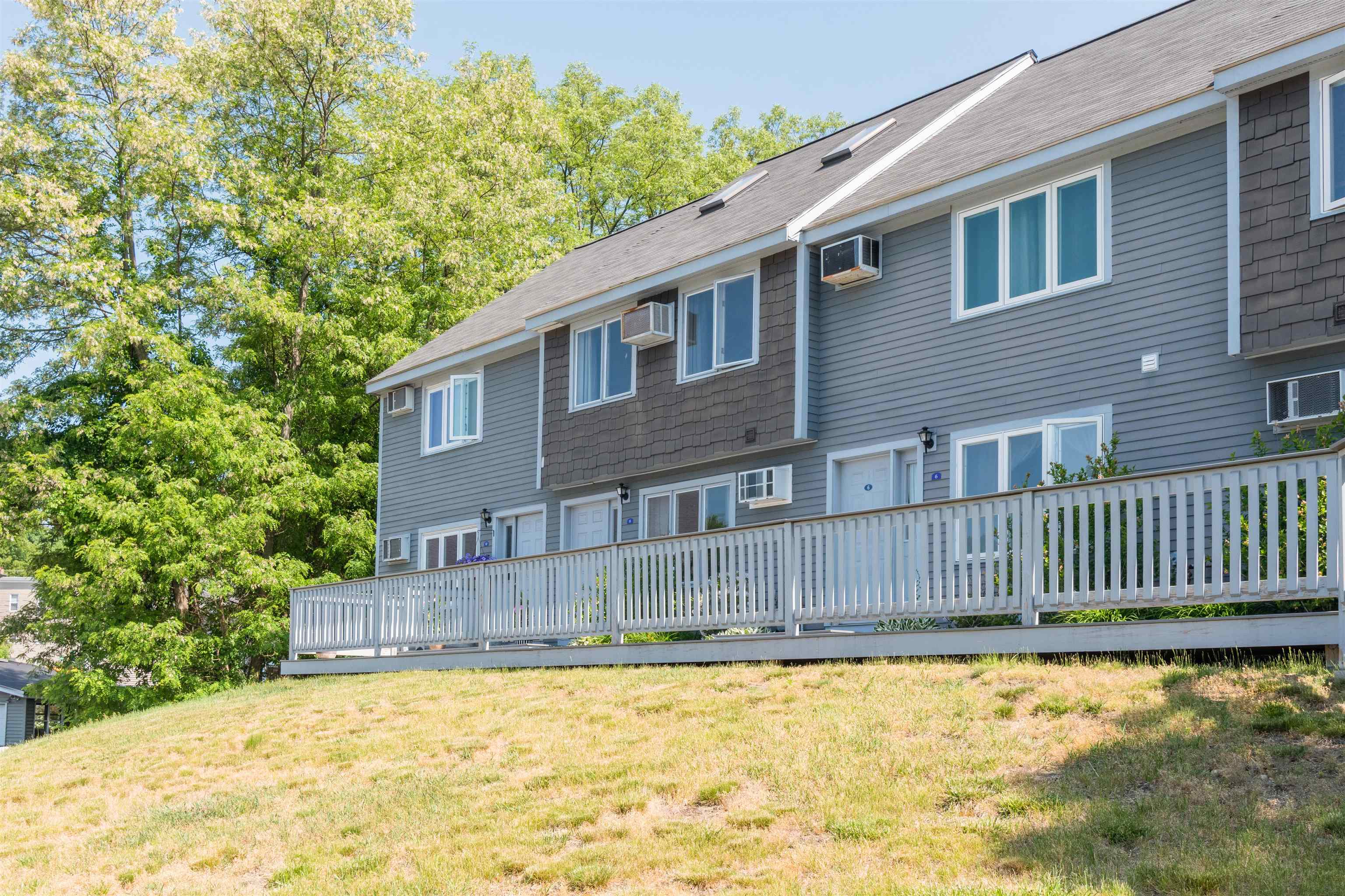 8 Valley West Way Unit: 8