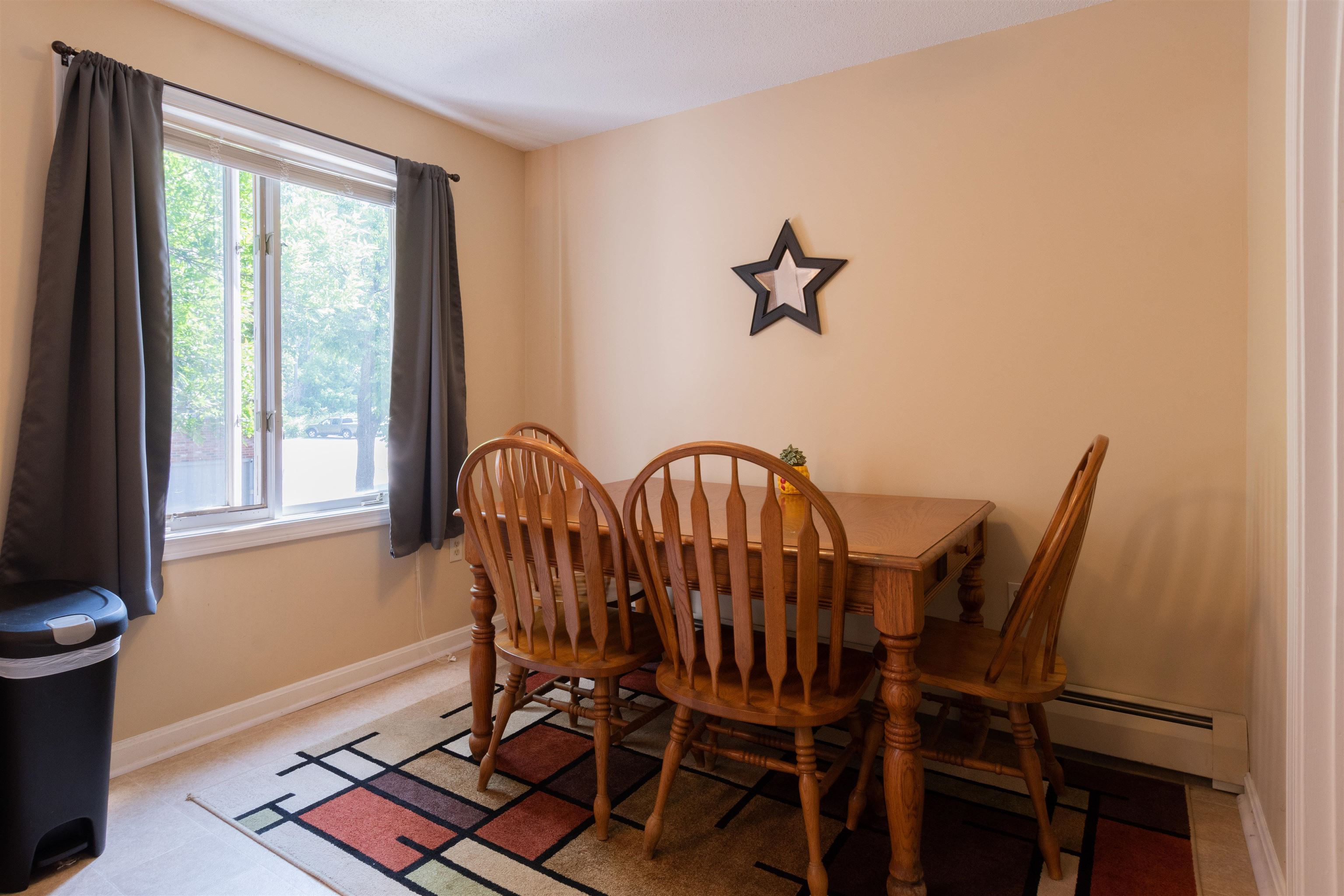 8 Valley West Way Unit: 8