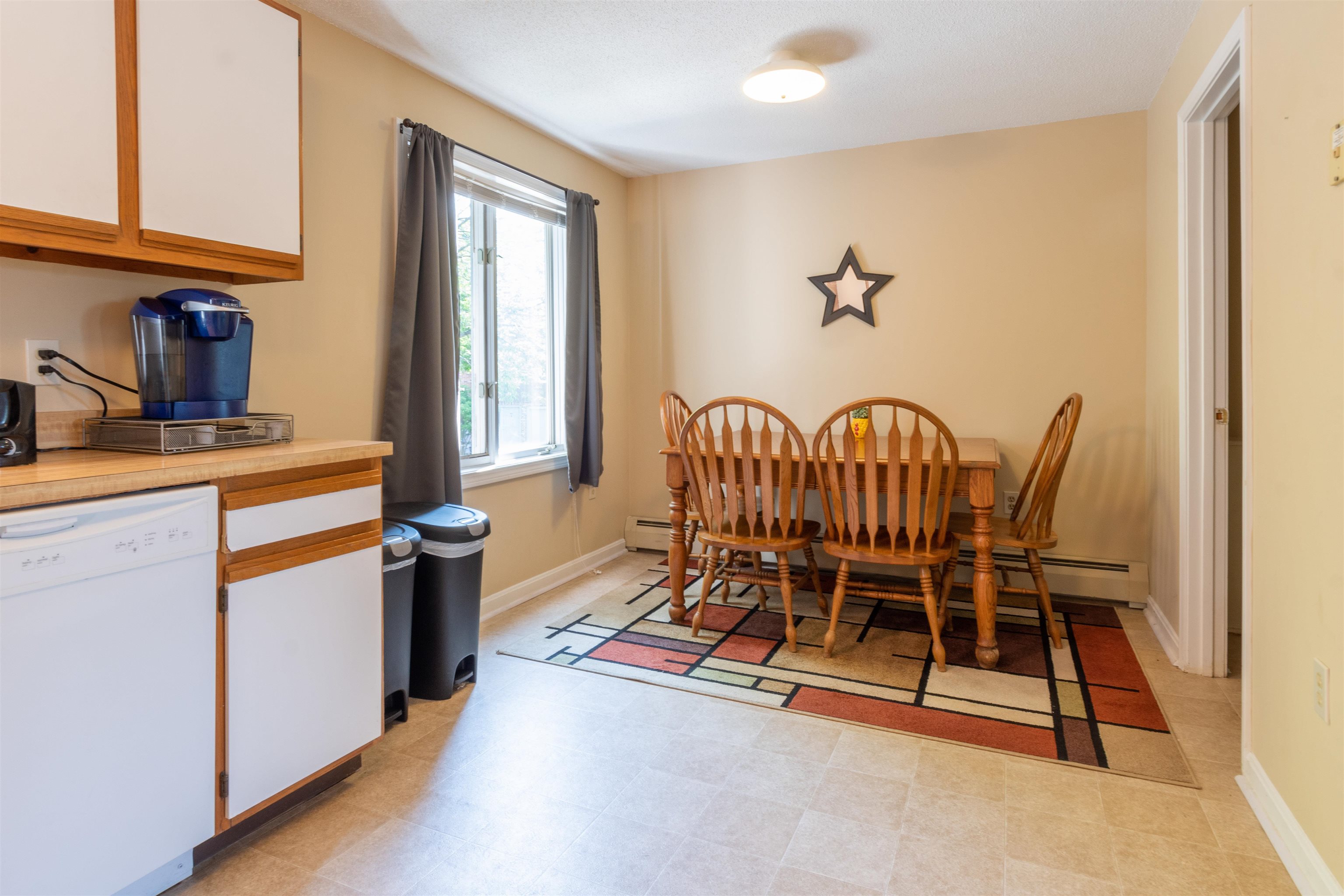 8 Valley West Way Unit: 8
