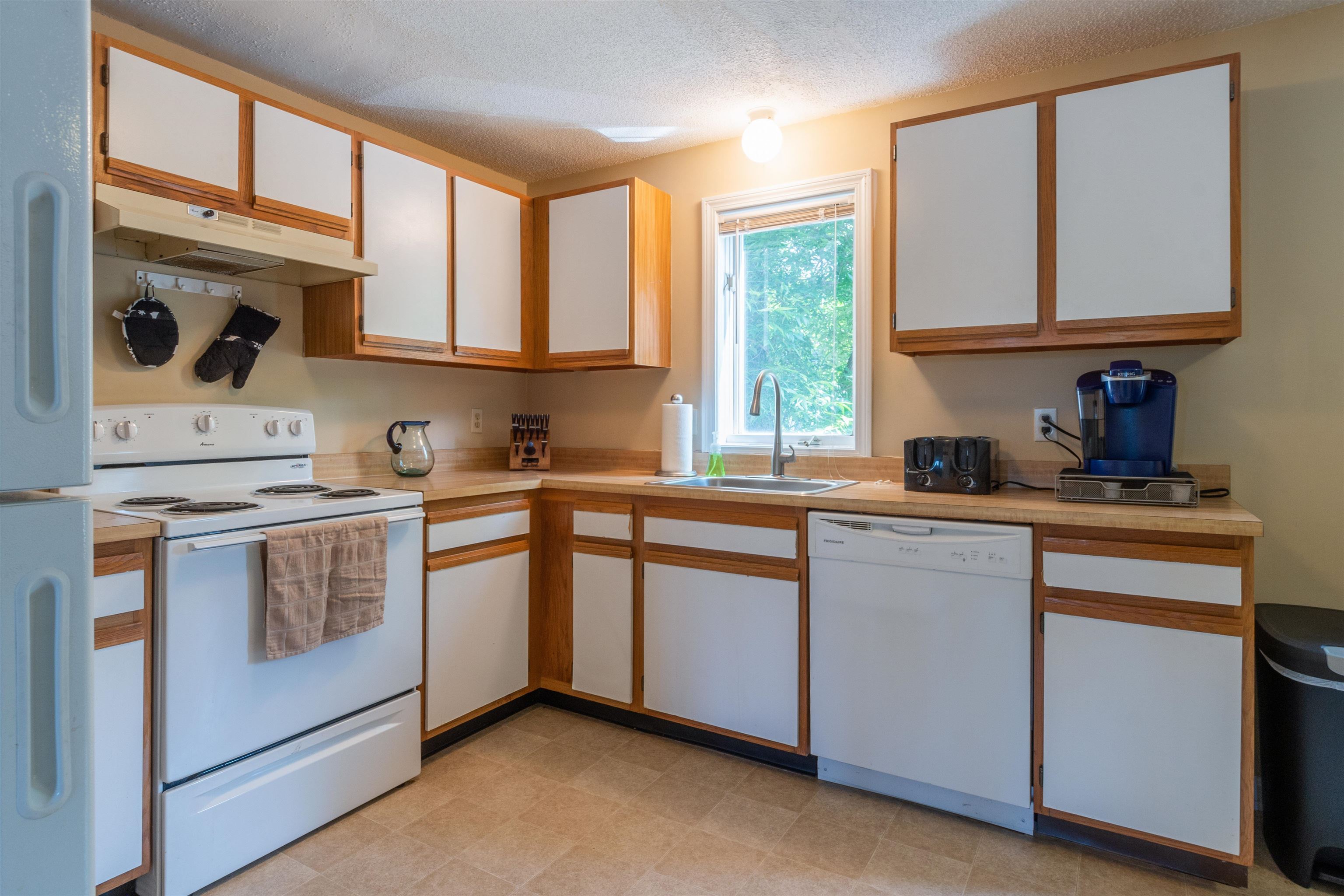 8 Valley West Way Unit: 8