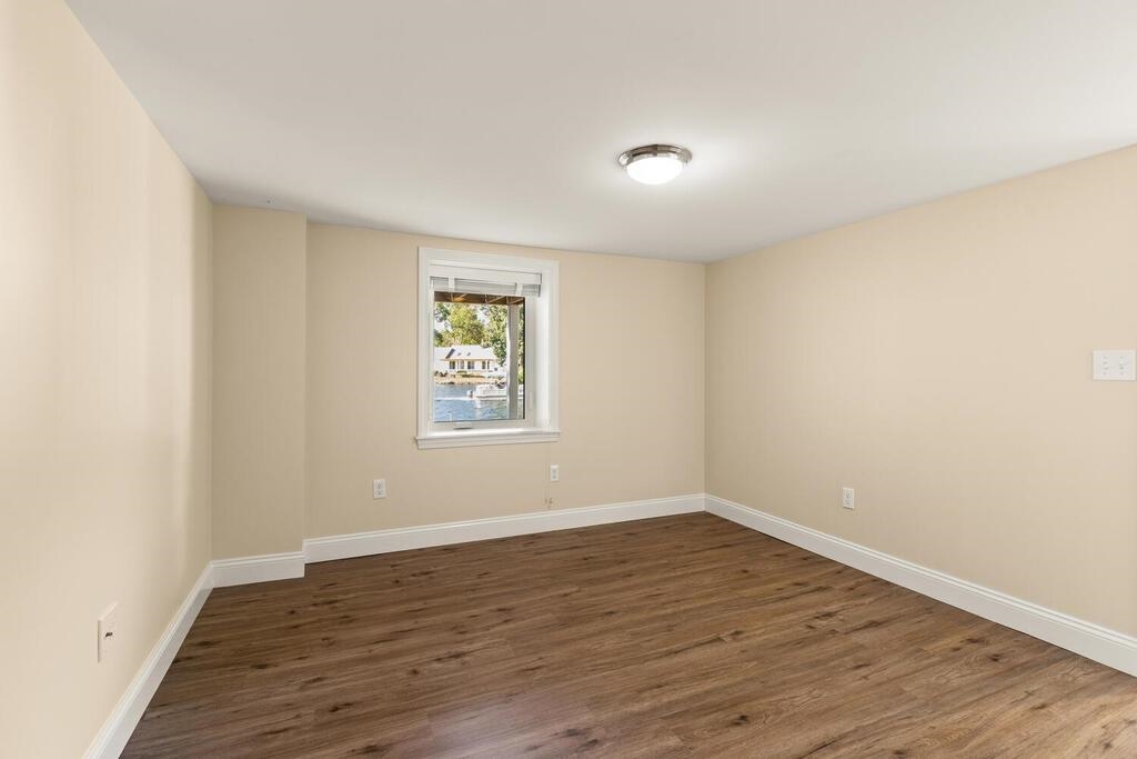 8 Sunset Road