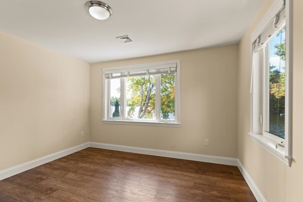 8 Sunset Road