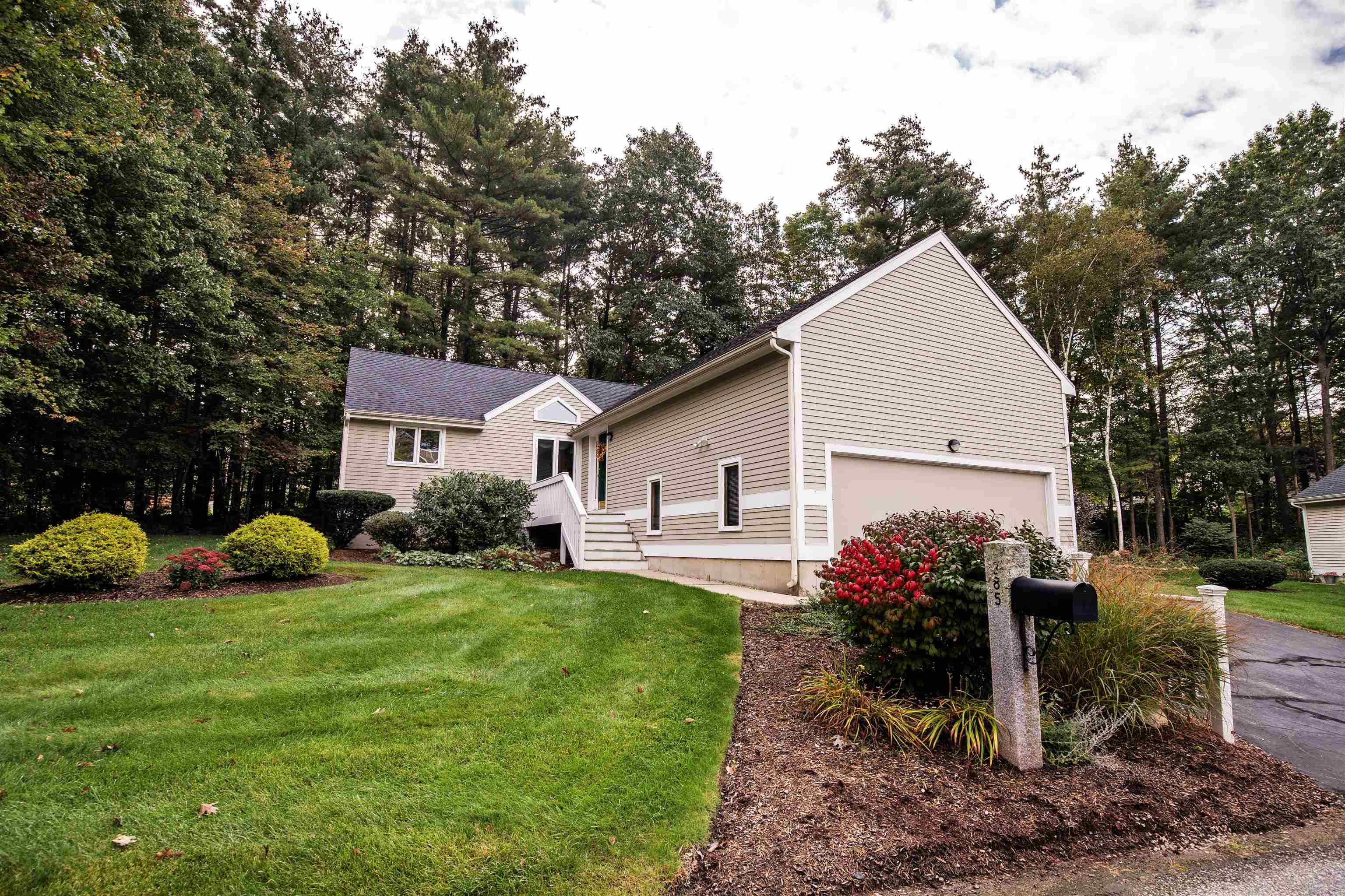 385 Chase Way