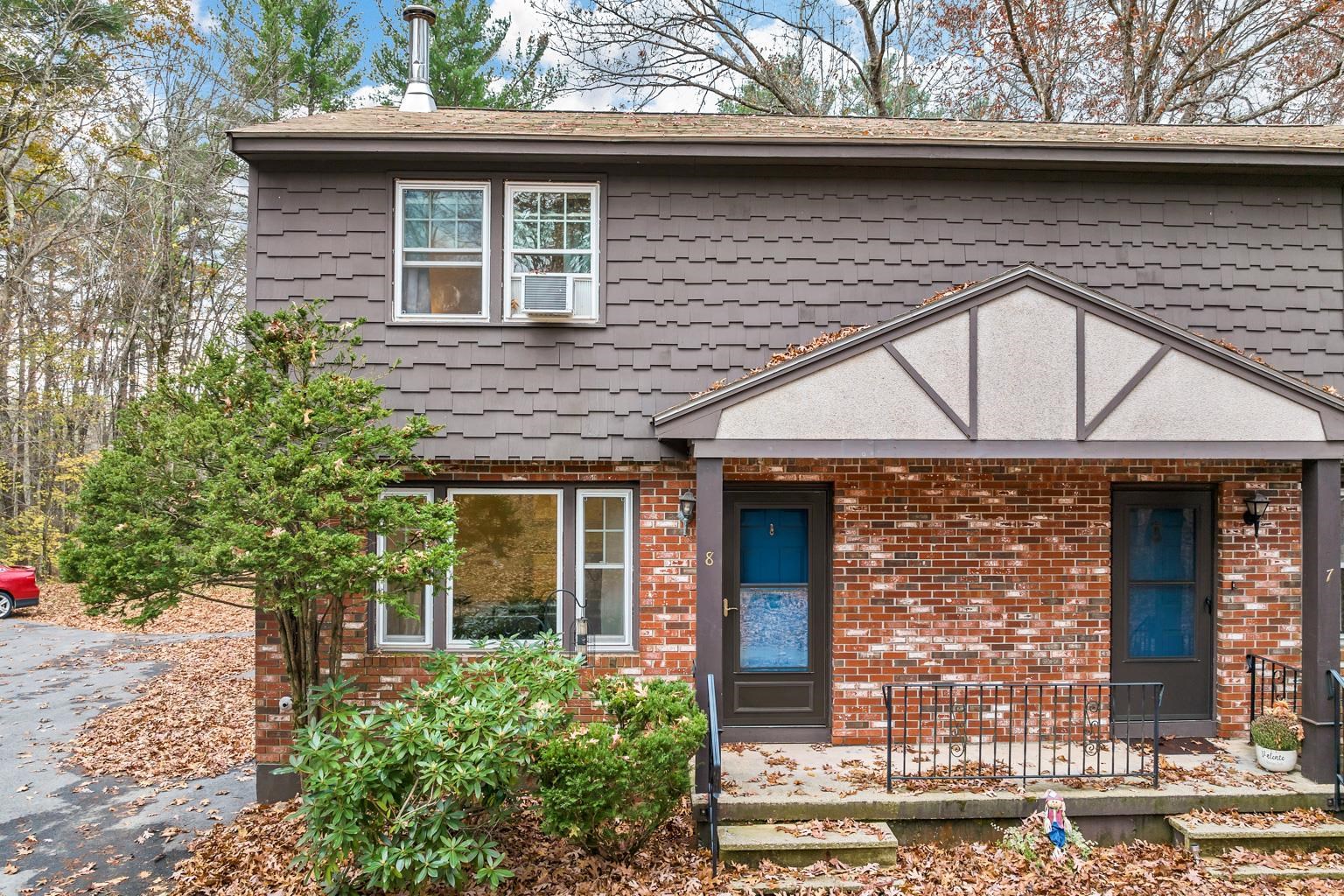 8 Midridge Circle