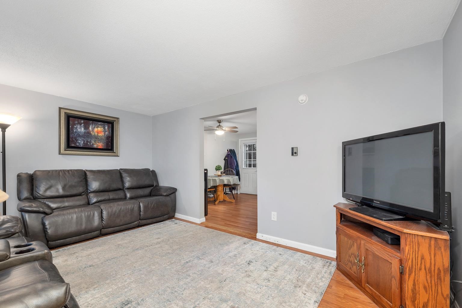 8 Midridge Circle