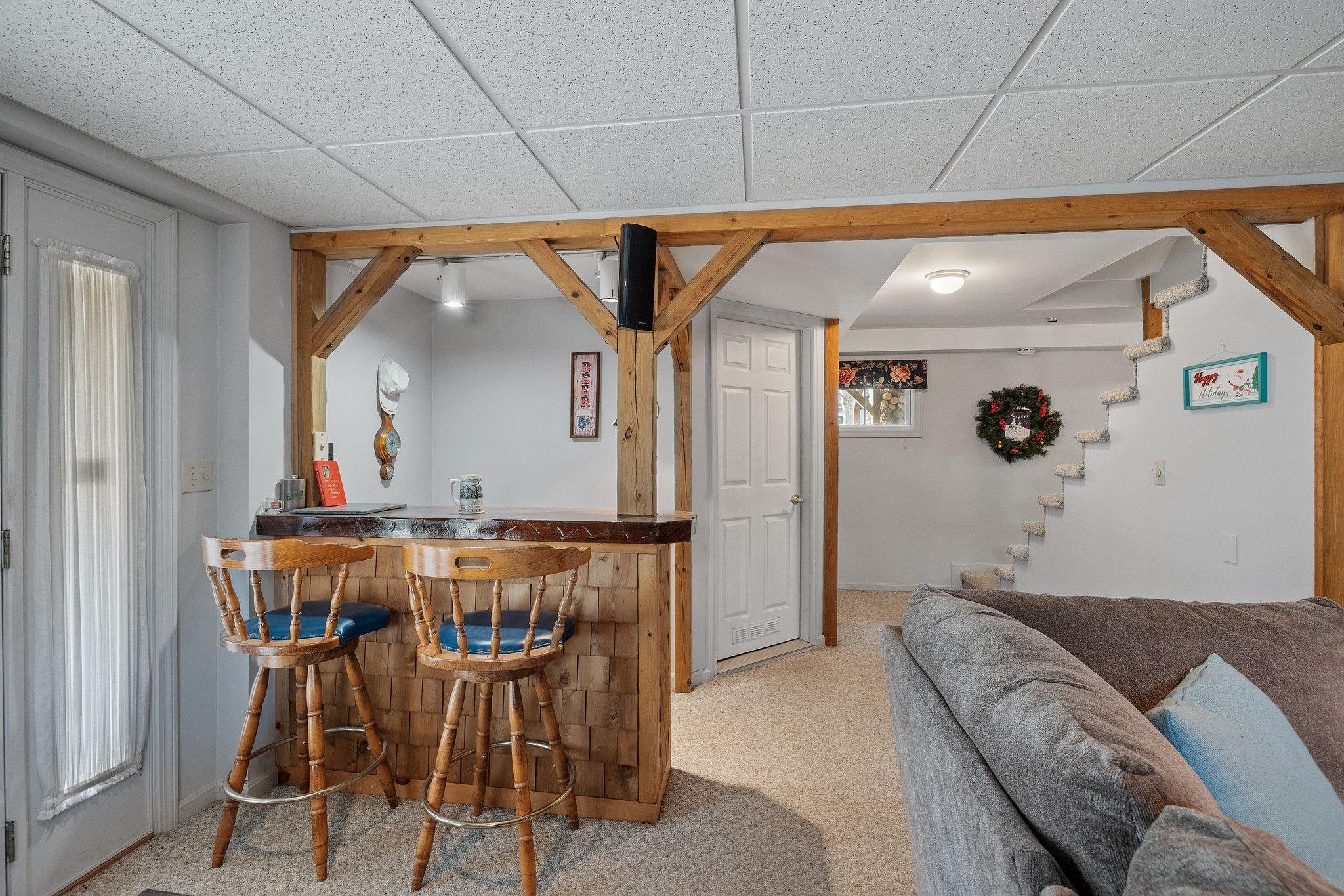 48 Paradise Drive