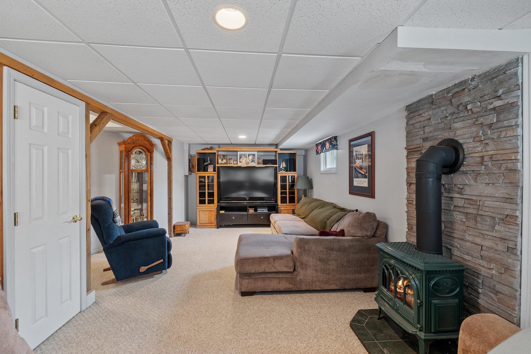 48 Paradise Drive