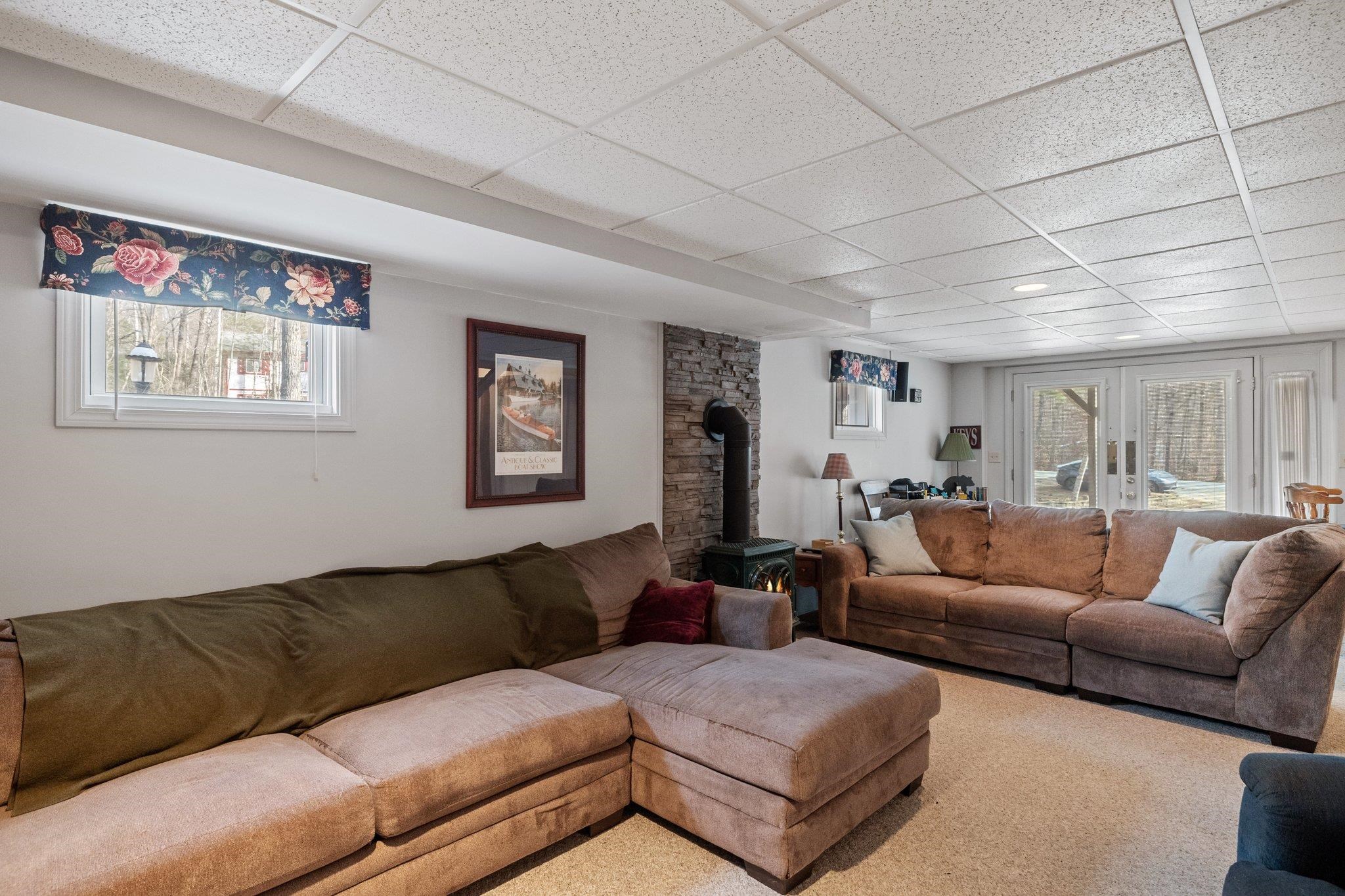 48 Paradise Drive