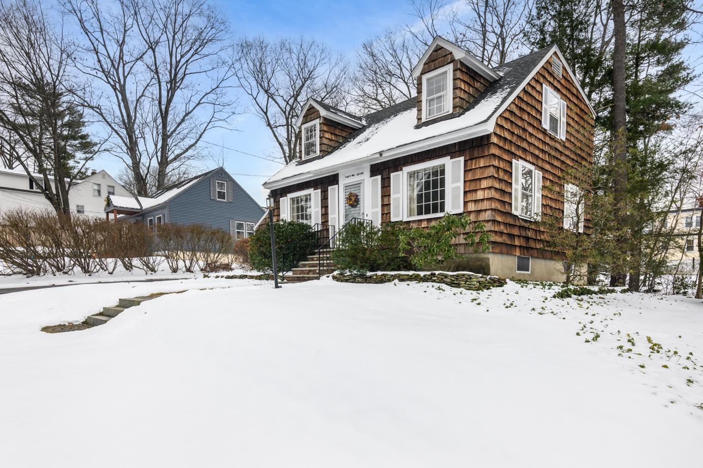 99 Esty Avenue