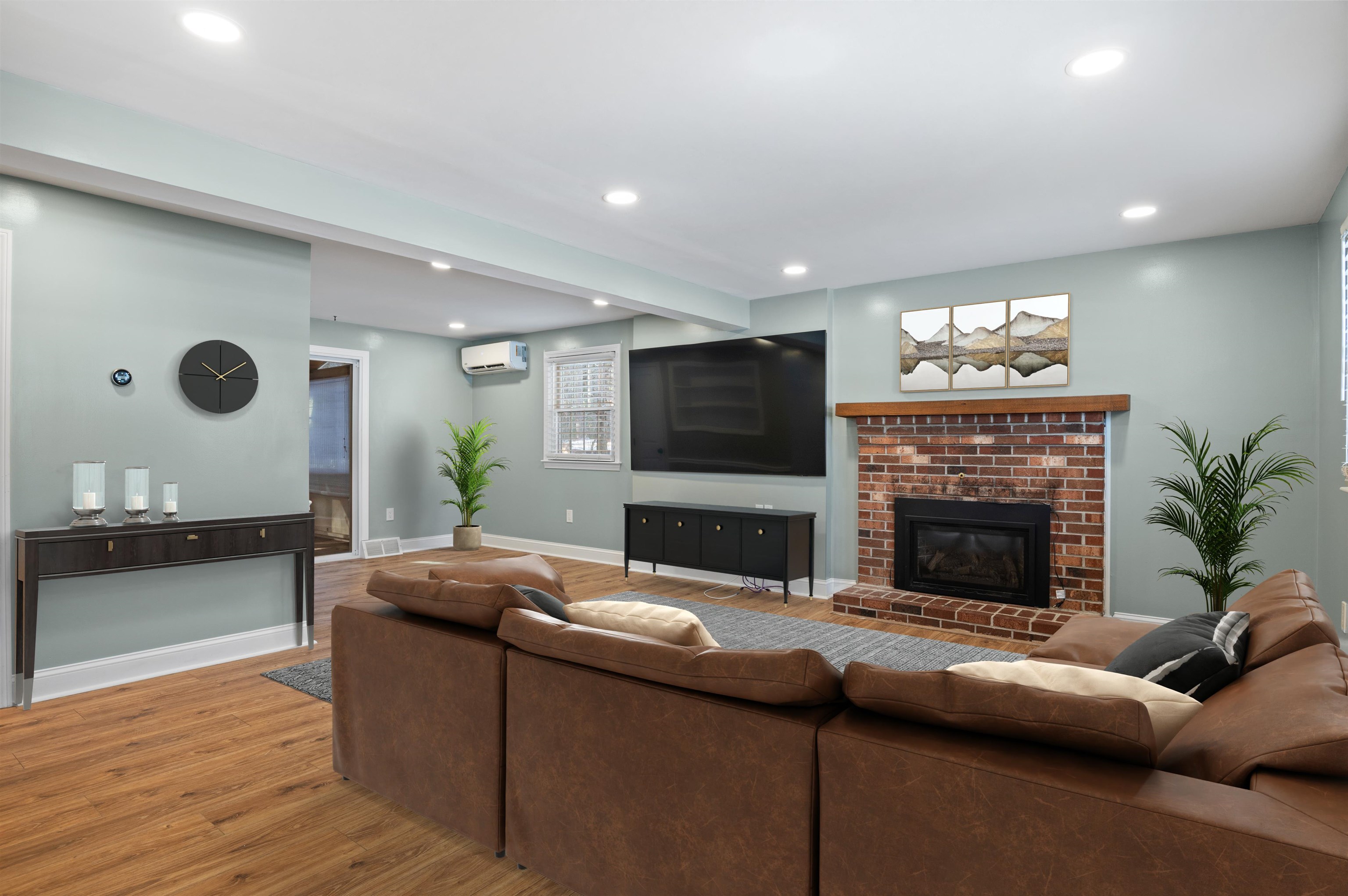22 Watersedge Drive