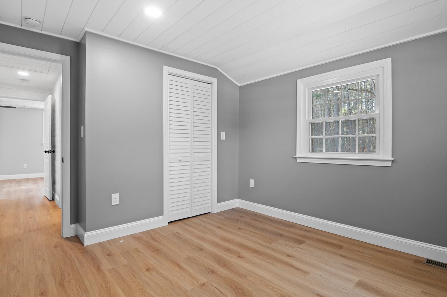 22 Watersedge Drive