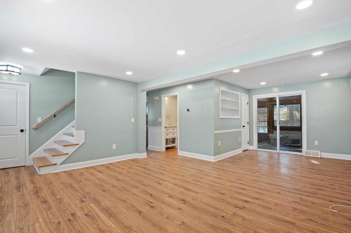 22 Watersedge Drive