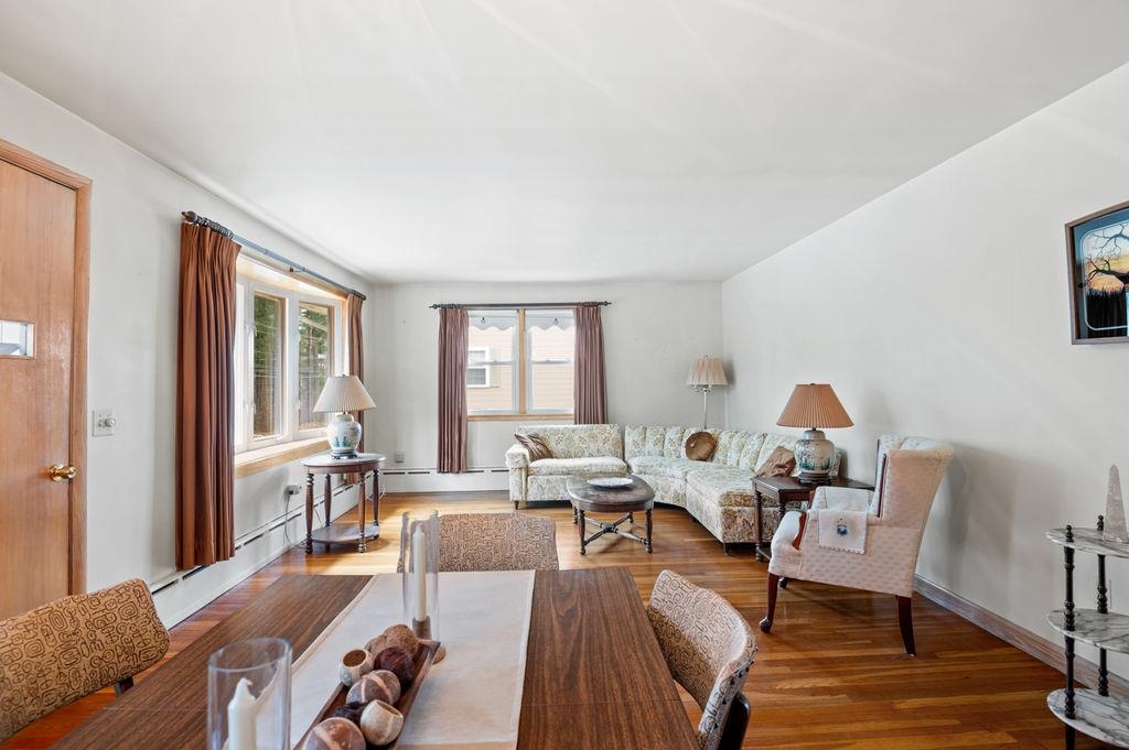 85 W Mitchell Street