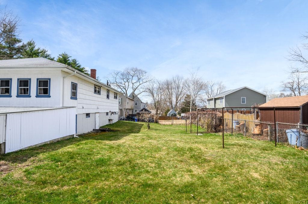 85 W Mitchell Street