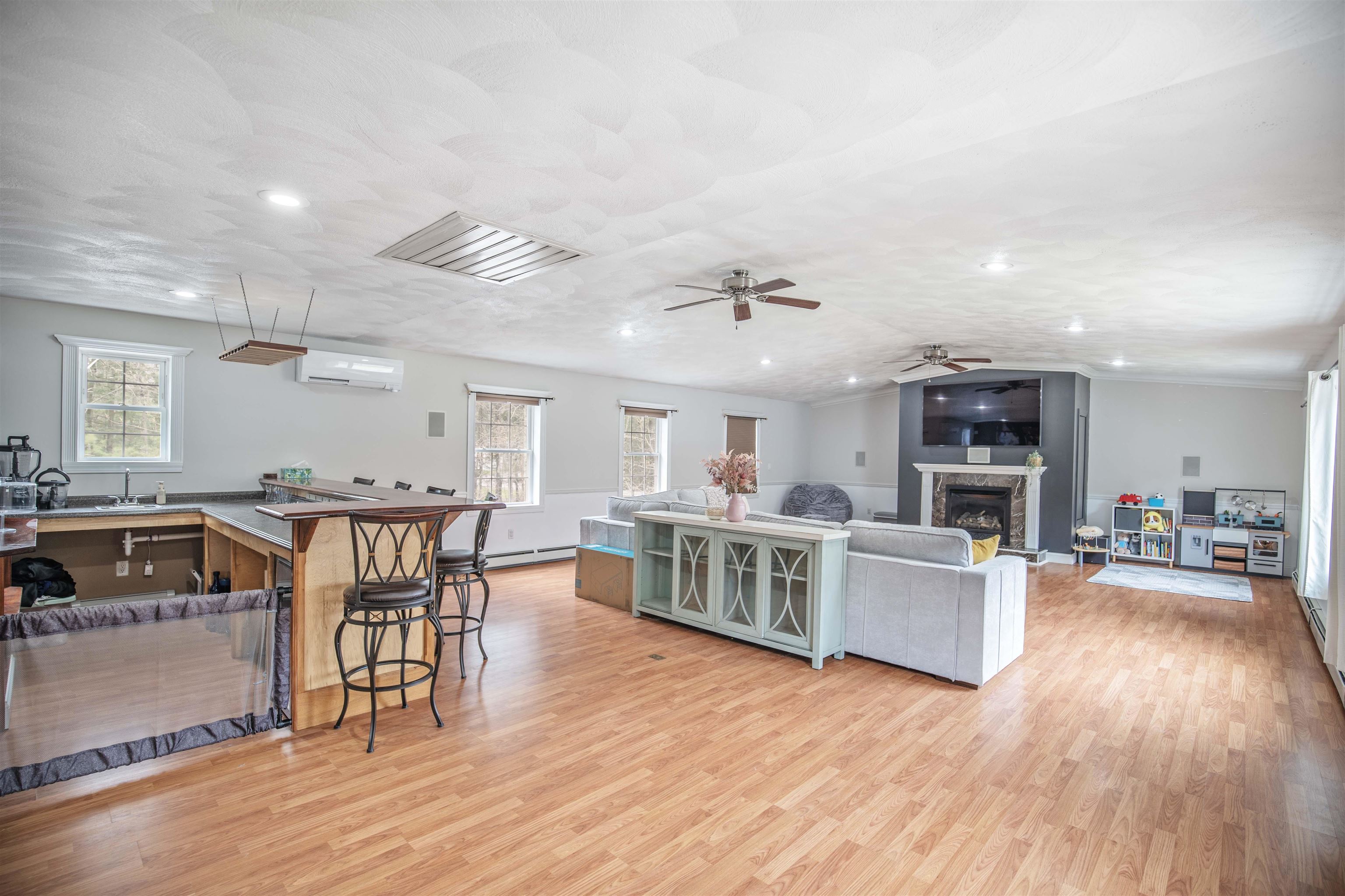 53 Mast Road