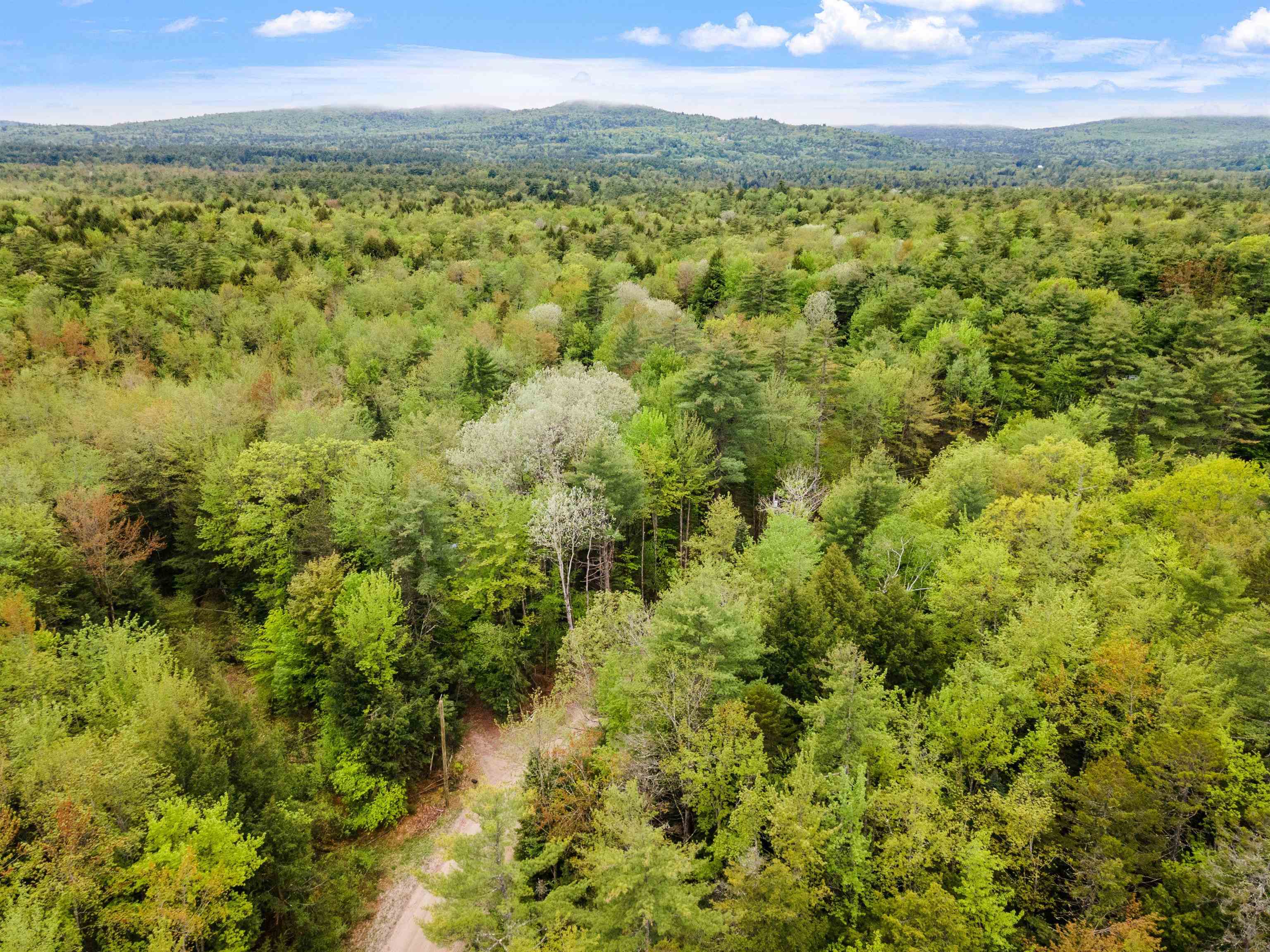 26 Beech River Circle
