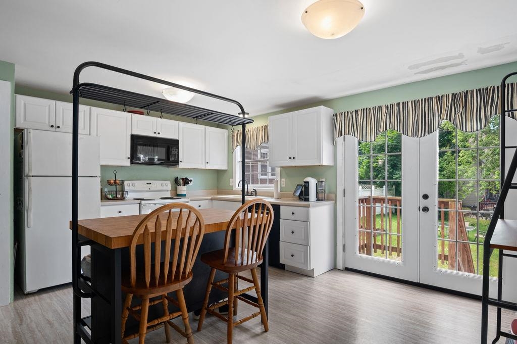 301 Myrtle Street Unit: 2
