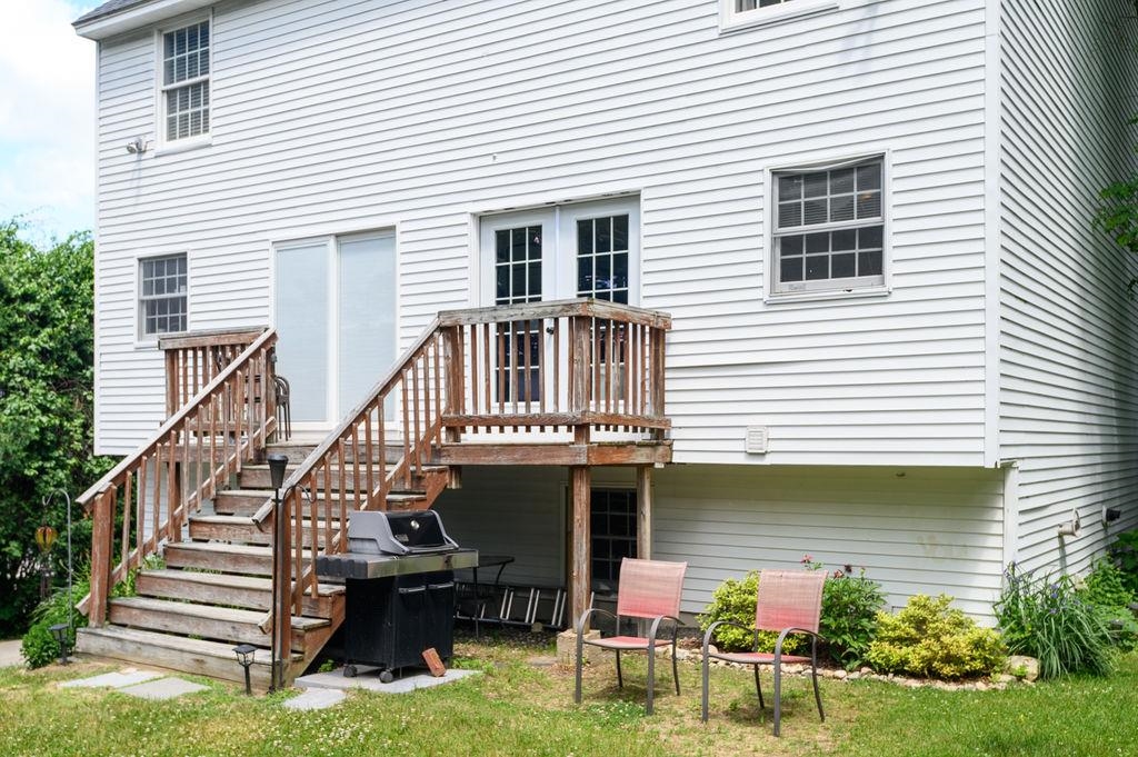 301 Myrtle Street Unit: 2